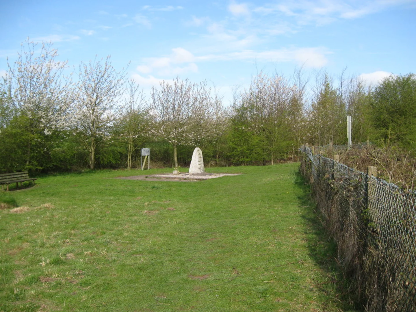 An image depicting the trail The Fauld Crater from Hanbury and its surrounding area.