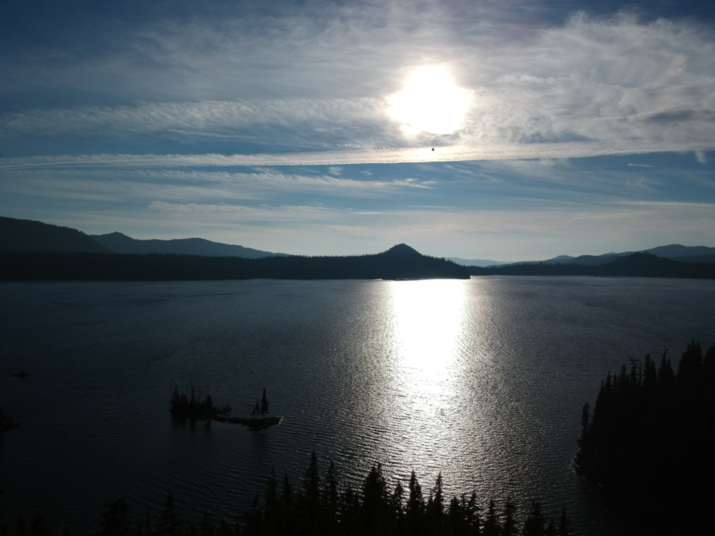 An image depicting the trail Rigdon Lakes via Jim Weaver Loop Trail and its surrounding area.