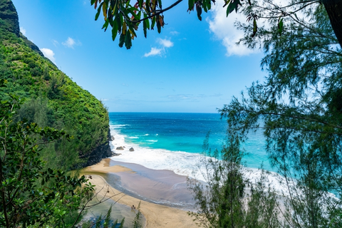 Hanakapiaai Beach to Hanakoa Valley via Kalalau Trail
