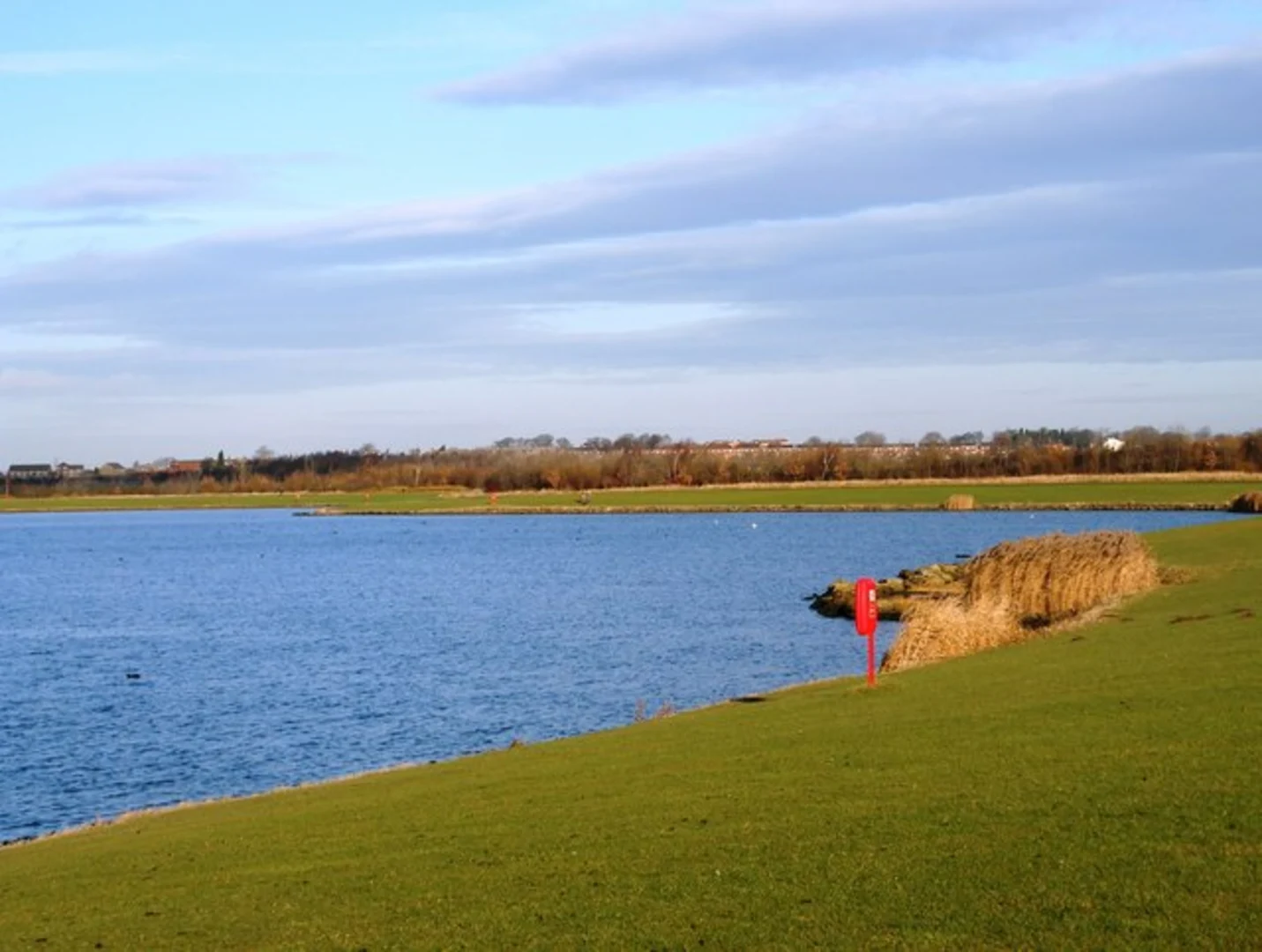 An image depicting the trail Drain Beck and Anglers Reservoir Loop and its surrounding area.