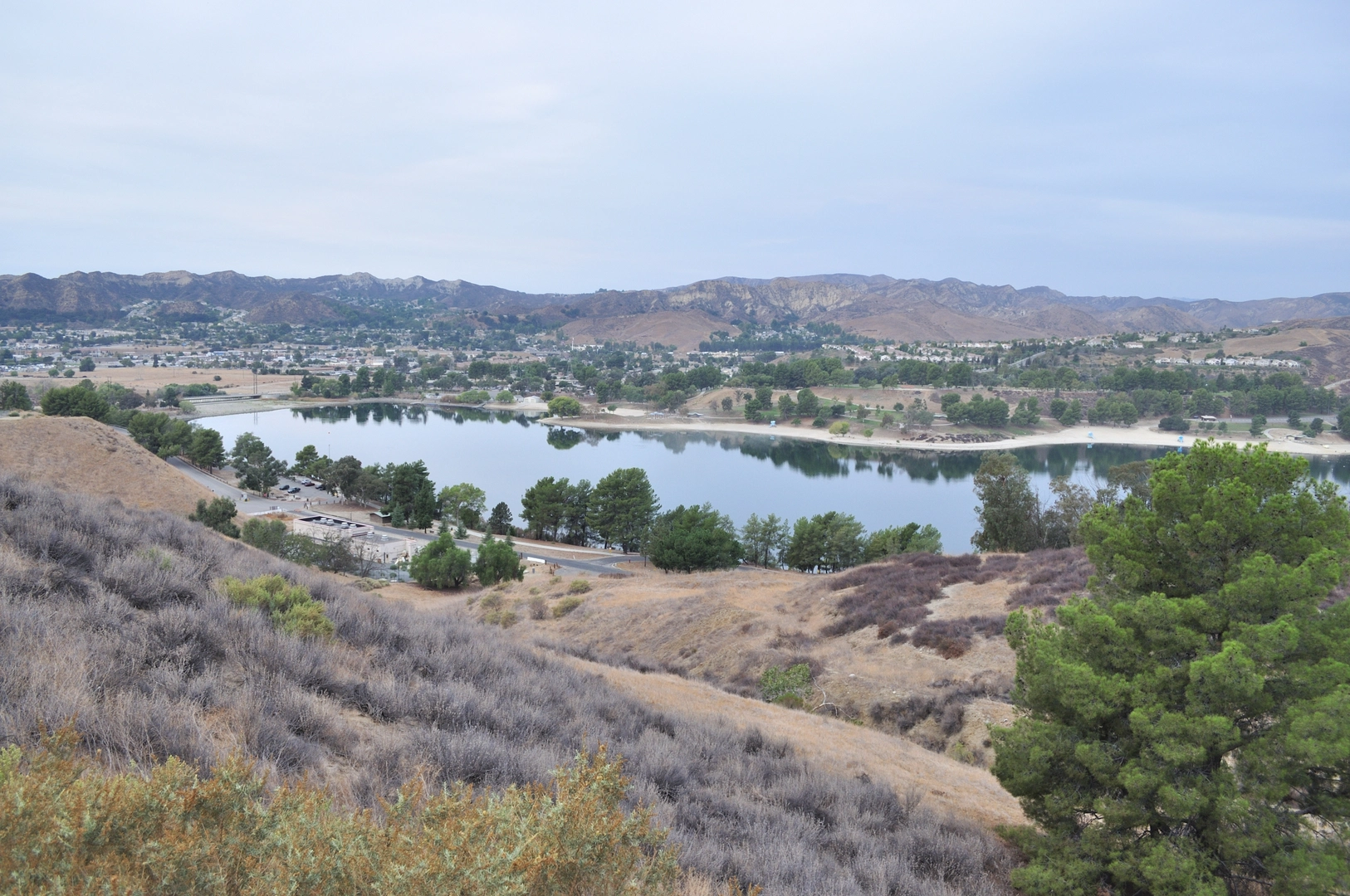 An image depicting the trail West Ramp Road Loop and its surrounding area.