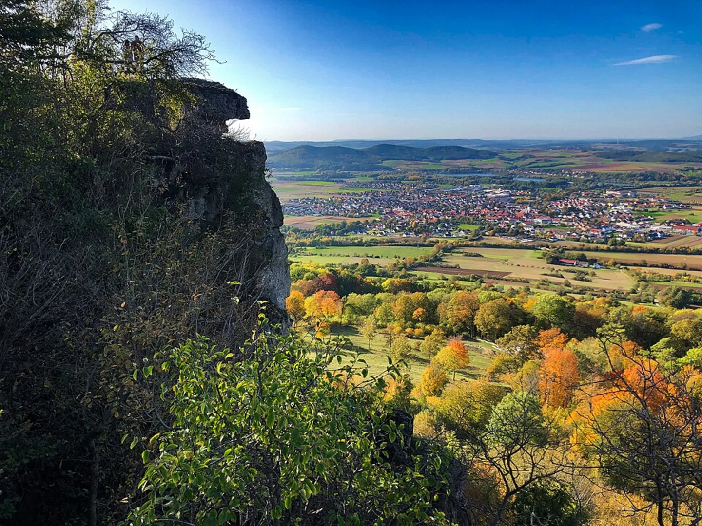 An image depicting the trail Bad Staffelstein to End Walk and its surrounding area.