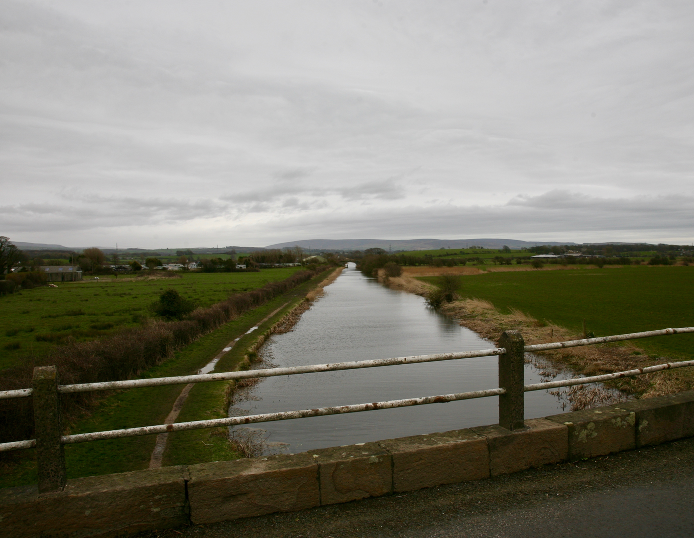 An image depicting the trail Lancashire Coastal Way and its surrounding area.