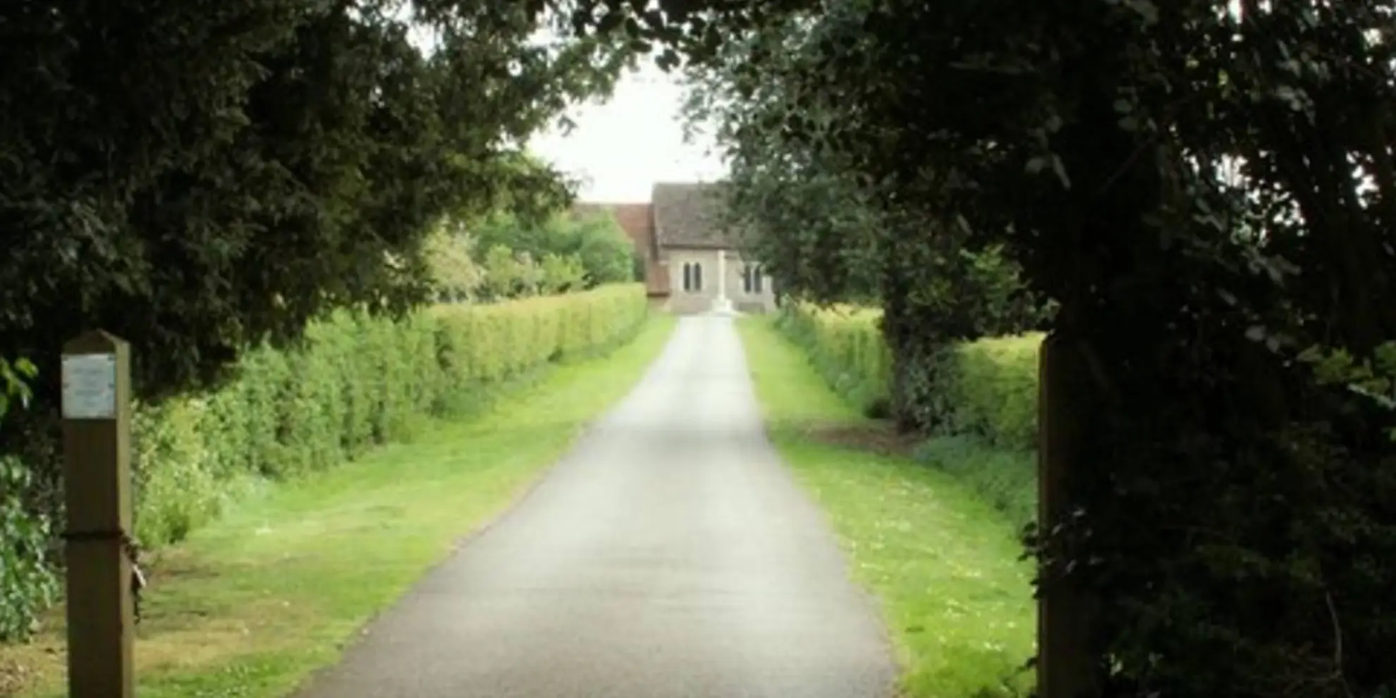 An image depicting the trail Burnham Green - Tewin and the Mimram Valley and its surrounding area.