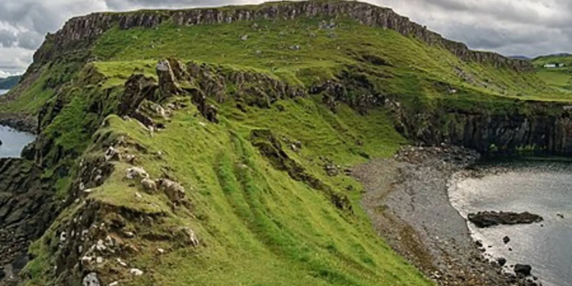 An image depicting the trail Rubha nam Brathairean - Brothers Point Walk and its surrounding area.