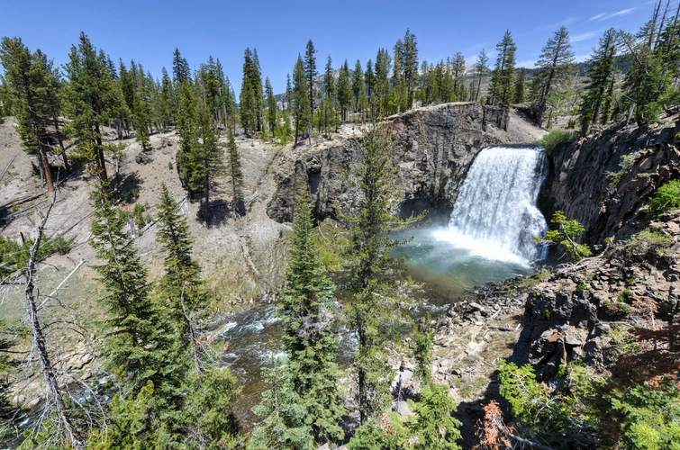 Rainbow Falls and Lower Rainbow Falls