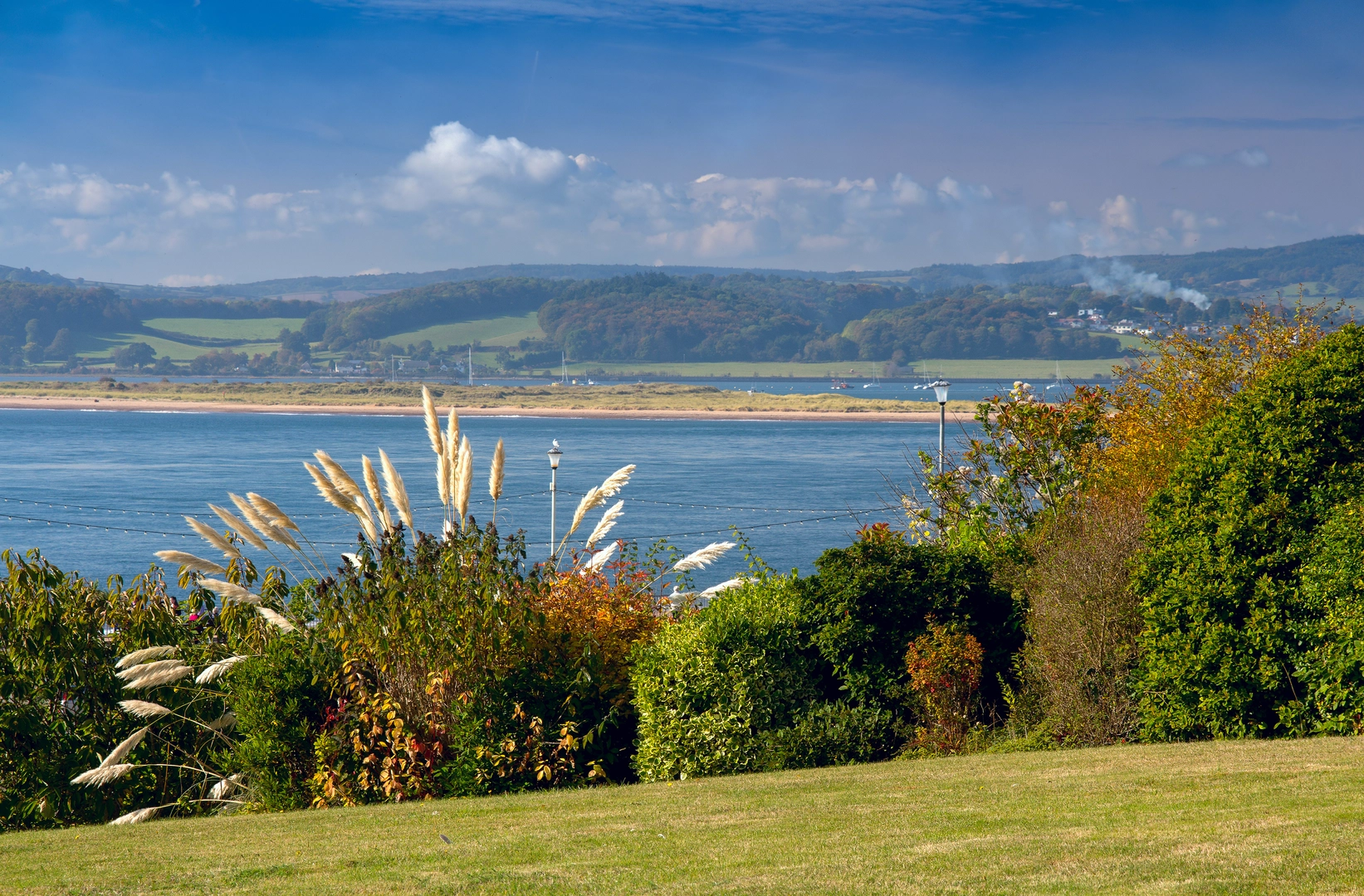 An image depicting the trail East Devon Way and its surrounding area.