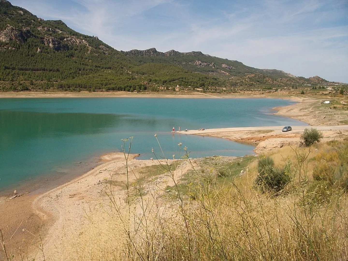An image depicting the trail Calanda Desert PR TE 19 and its surrounding area.