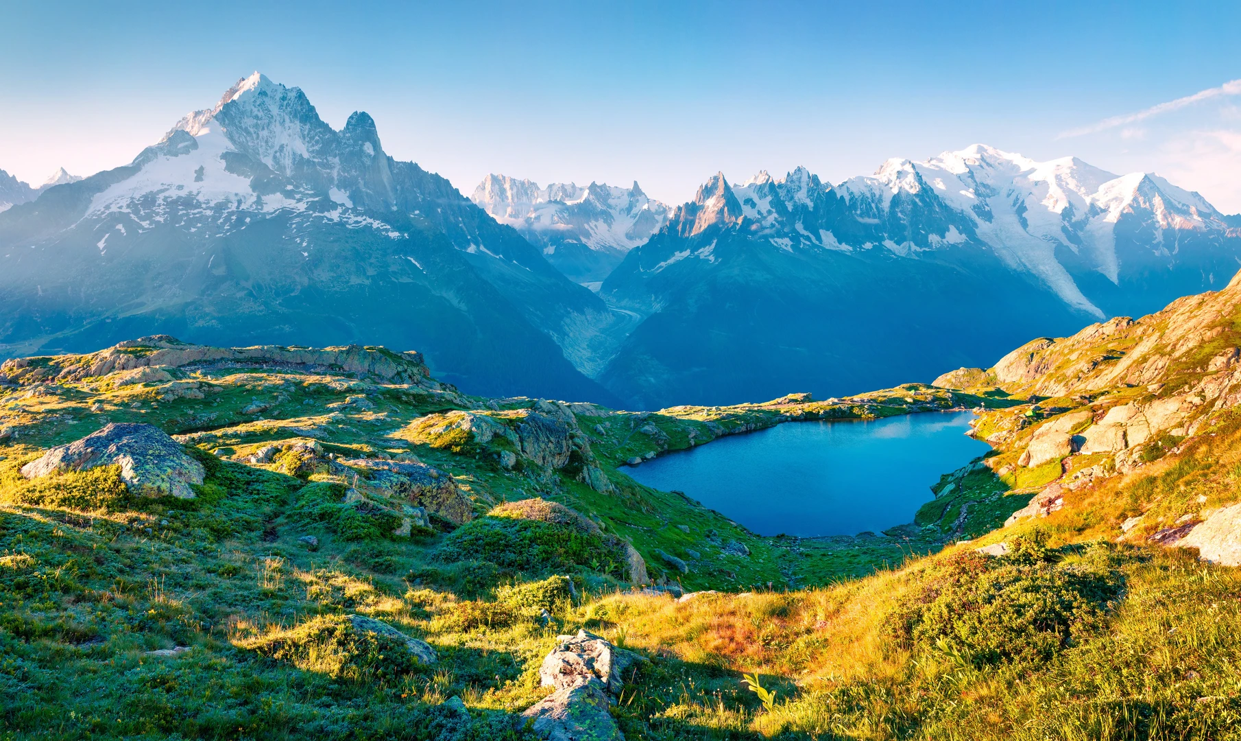 An image depicting the trail E2 - France and its surrounding area.