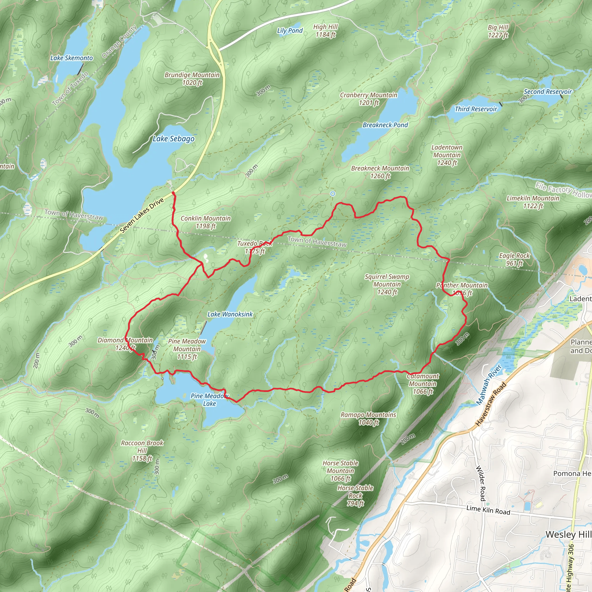 Tuxedo Rock, Panther Mountain, Diamond Mountain, Wanoksink Lake Loop Trail mobile static map