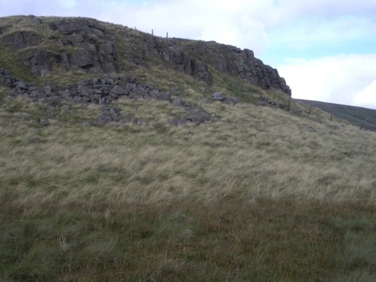 An image depicting the trail Helm Crag, Gibson Knott and Calf Crag Loop and its surrounding area.