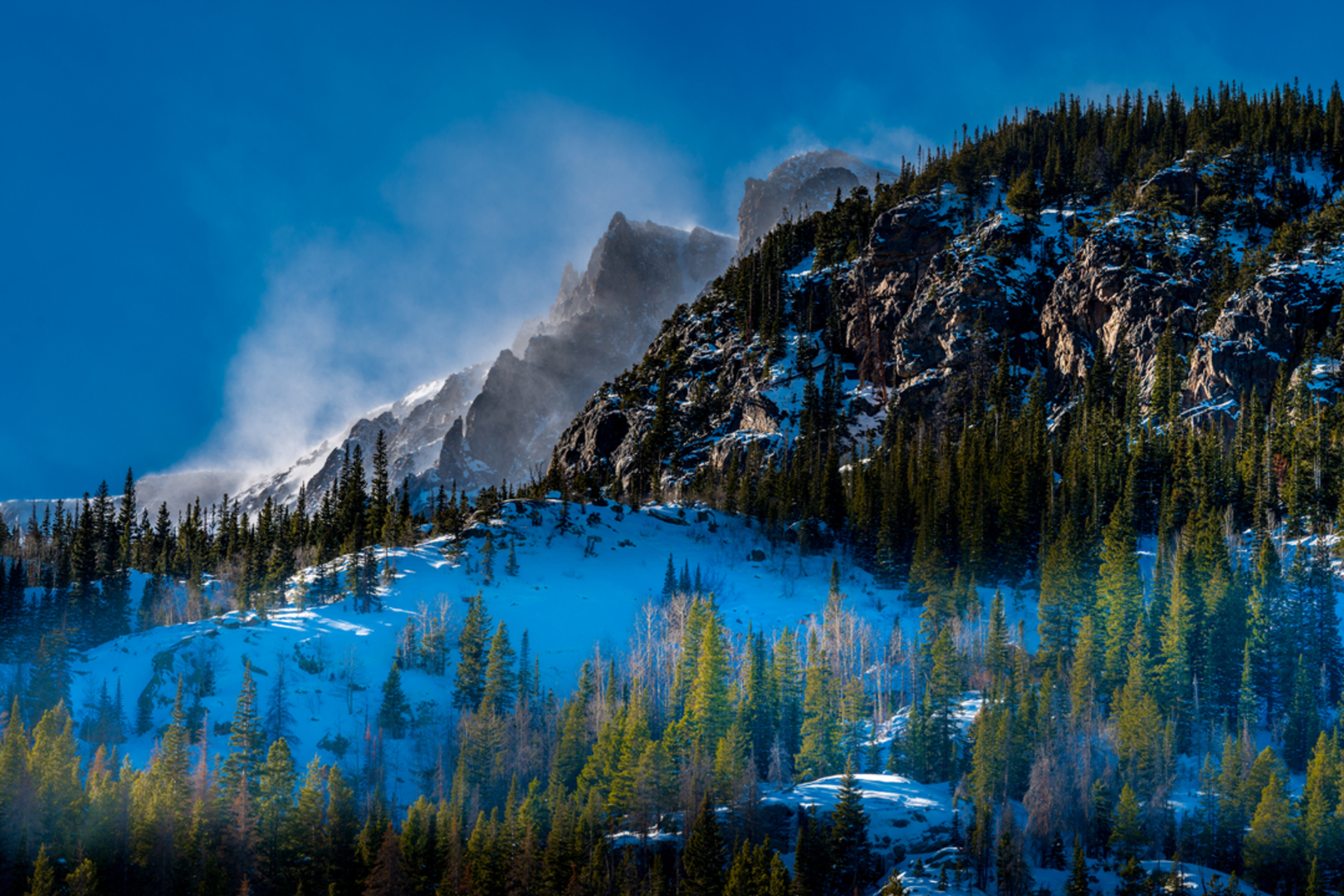 An image depicting the trail Windy Peak via Mountain Lion Trail and its surrounding area.