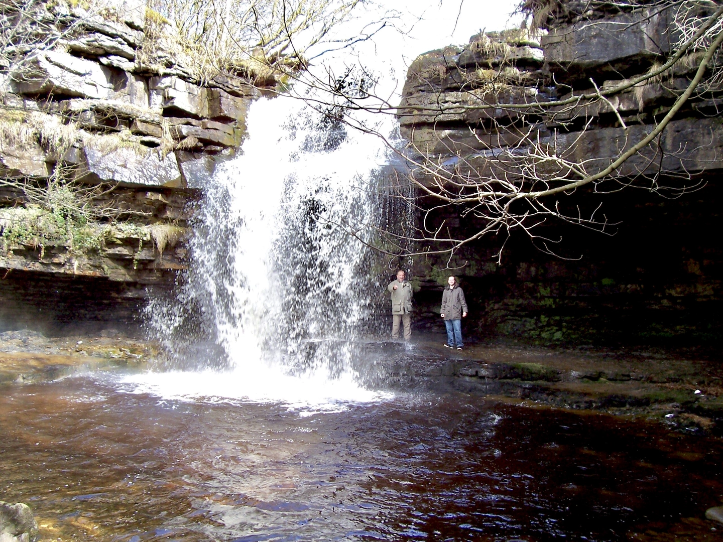 An image depicting the trail Low Pikestone, Gibson's Cave and Newbiggin Bridge Loop and its surrounding area.
