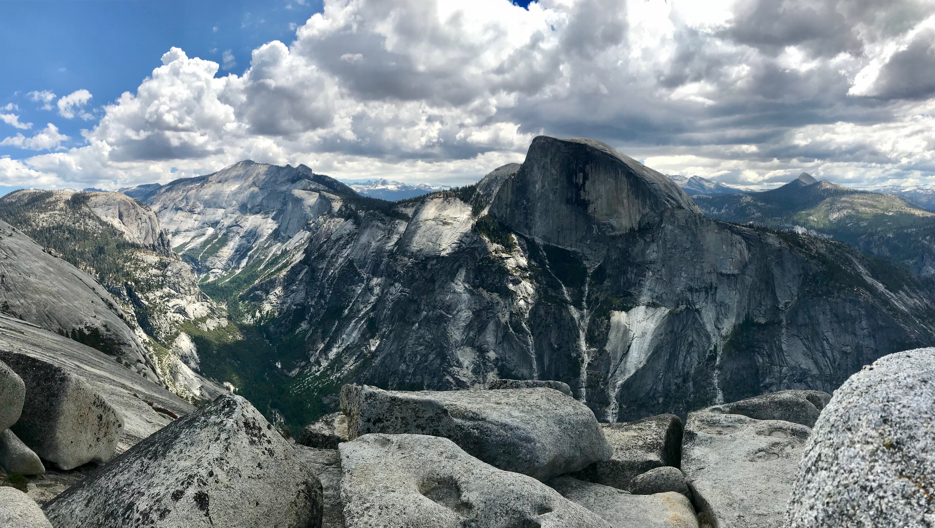 An image depicting the trail North Dome and Upper Yosemite Falls Trail and its surrounding area.