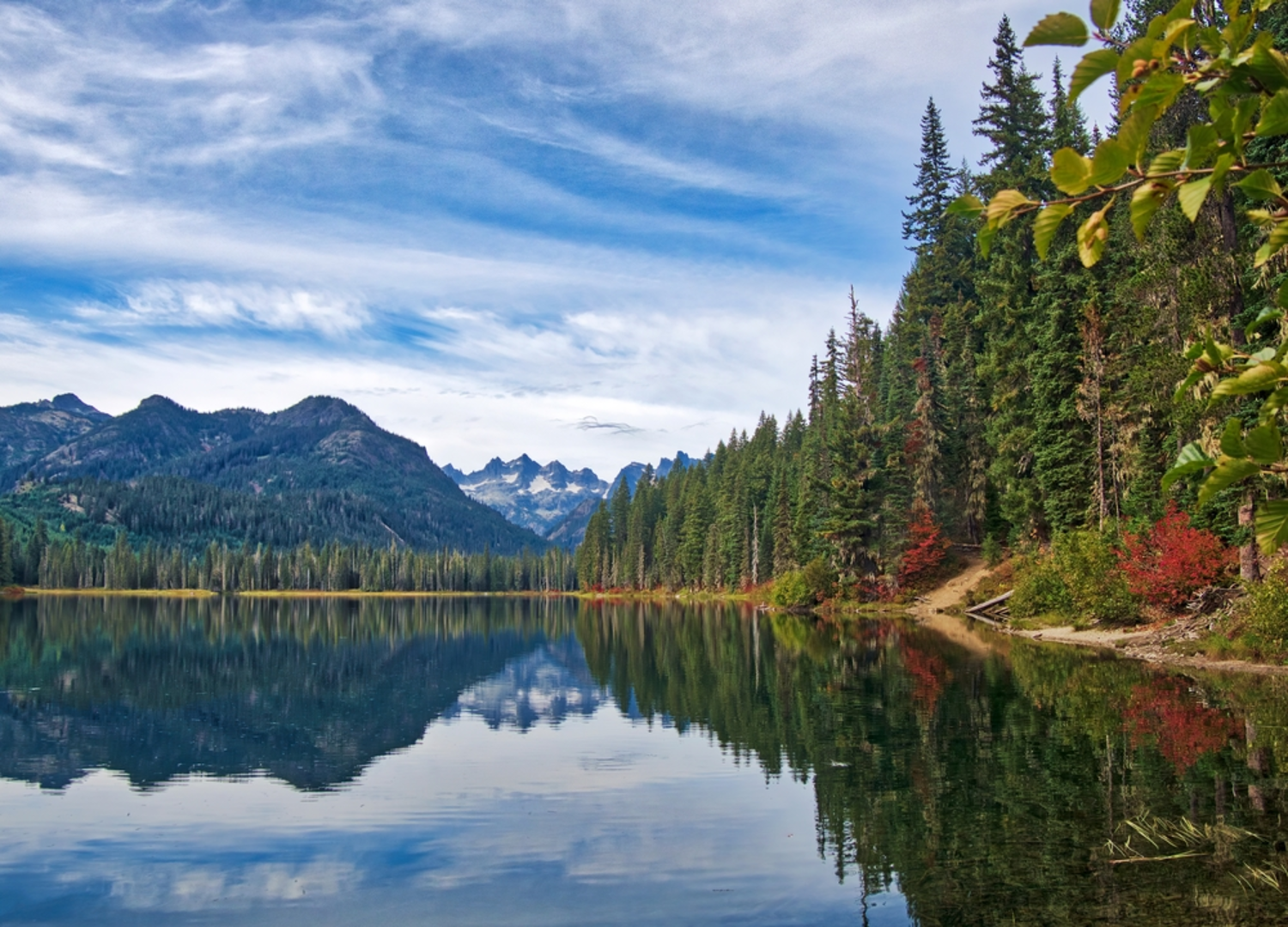An image depicting the trail Pete Lake Trail and its surrounding area.