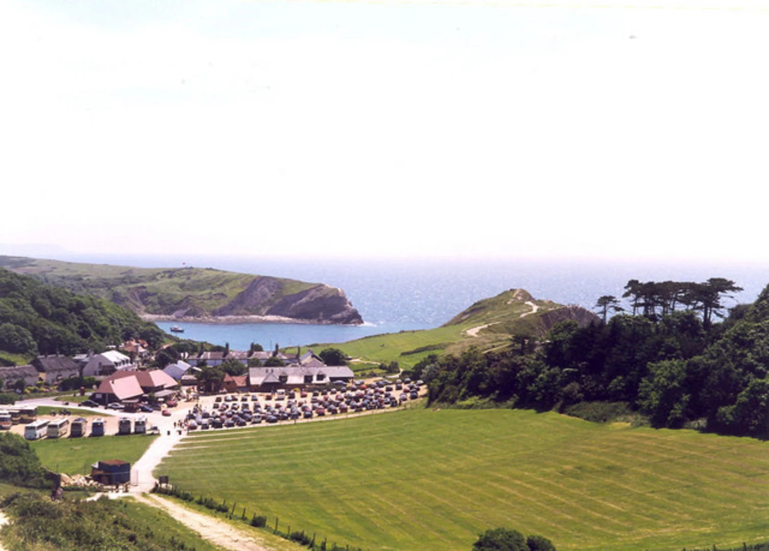 An image depicting the trail West Lulworth Country Park Loop and its surrounding area.