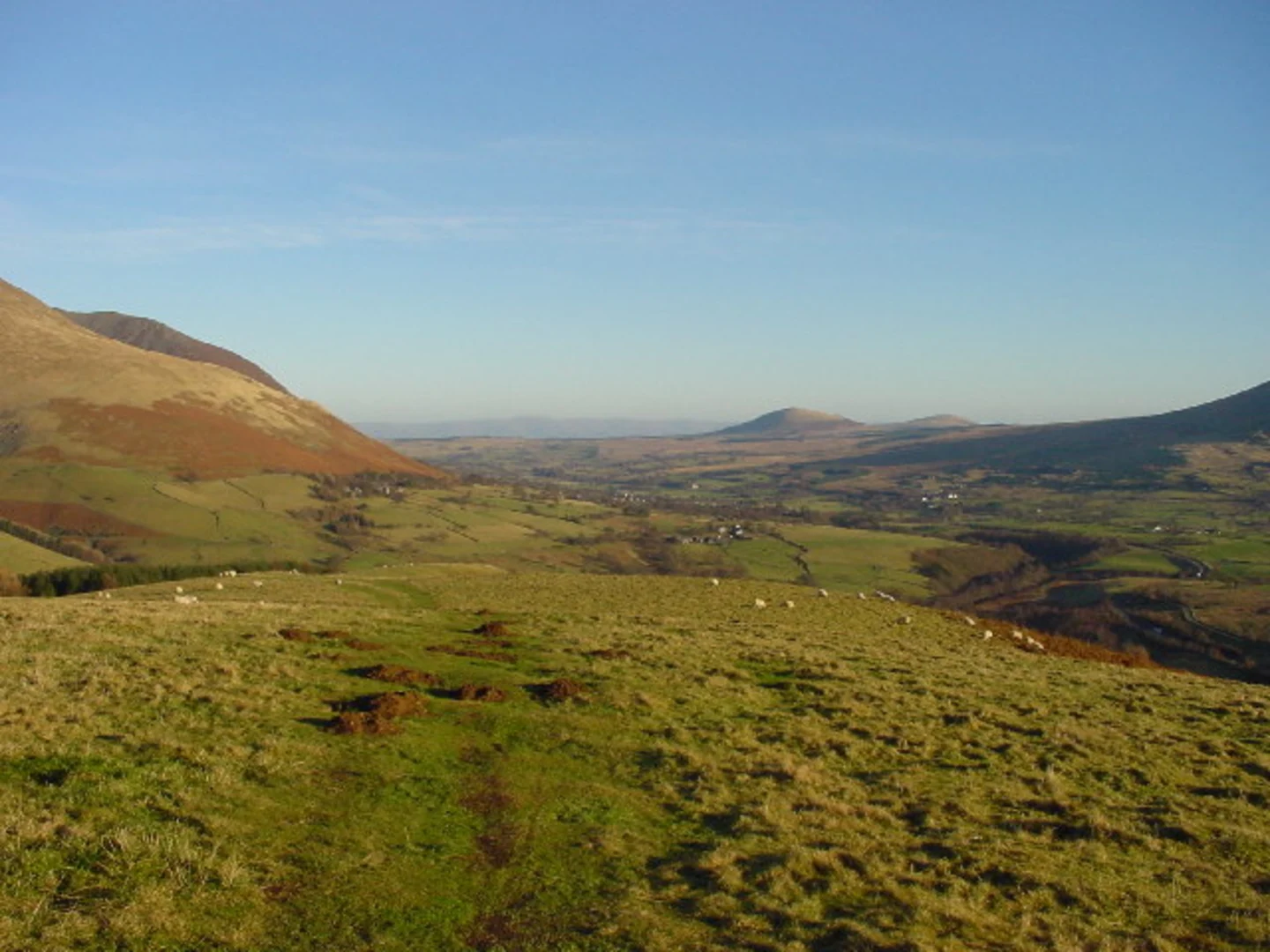 An image depicting the trail Latrigg Loop from Threlkeld and its surrounding area.