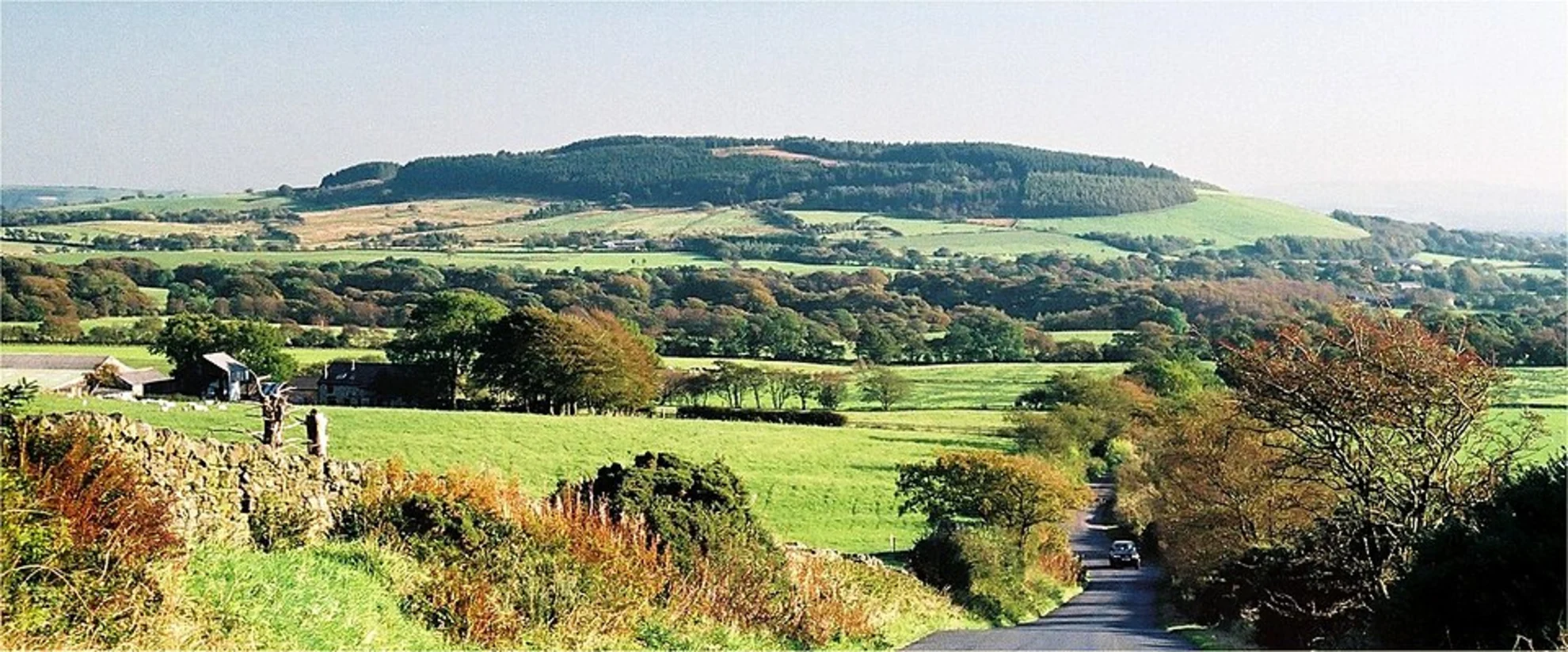 An image depicting the trail Brock Mill to Whitechapel Loop and its surrounding area.