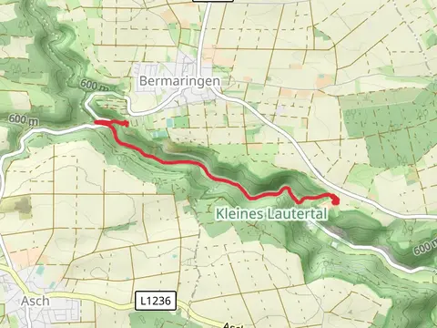 Ruine Burg Lauterstein and Lautertalblick Walk