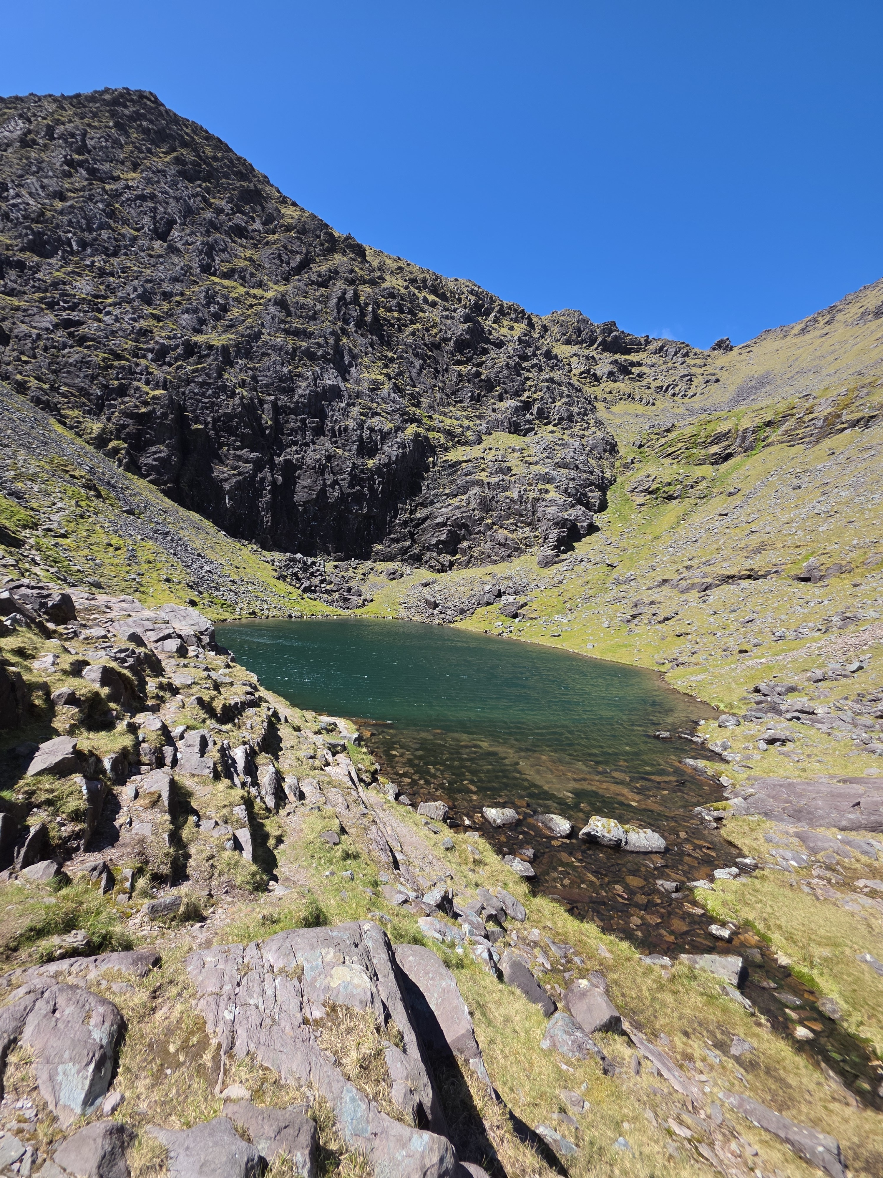 A map preview of the recording Hike on Carrauntoohill via Central Gully & Heavenly Gates.
