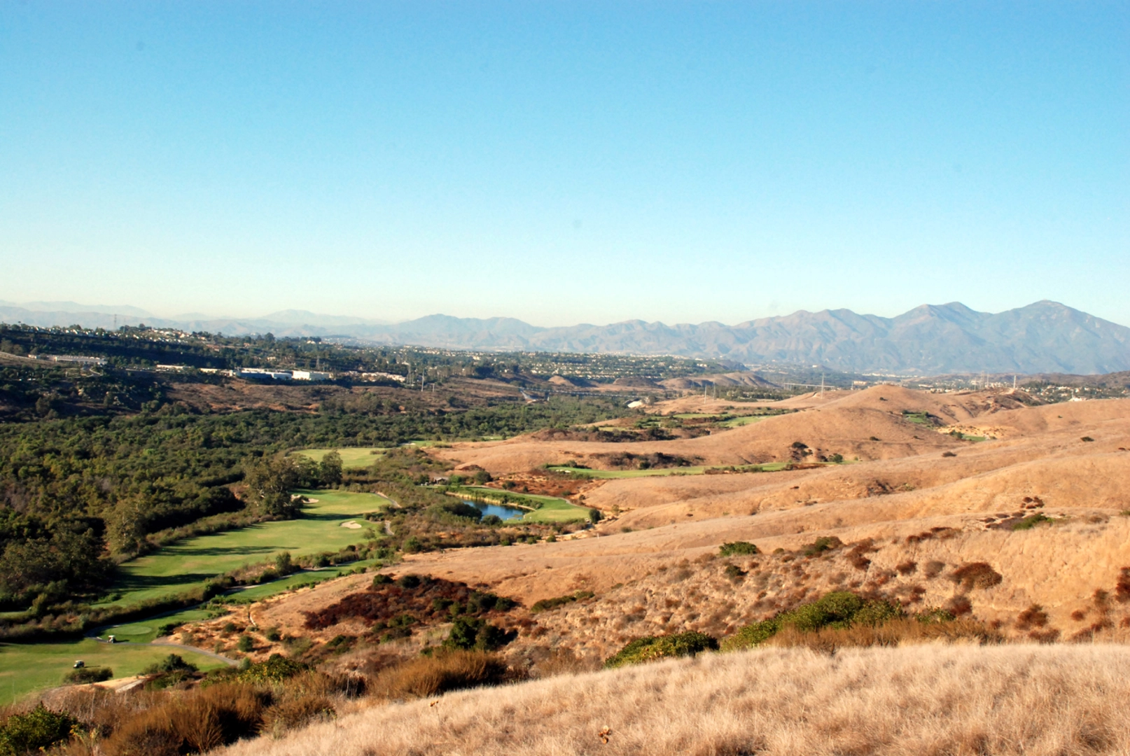 An image depicting the trail Trabuco Creek and its surrounding area.