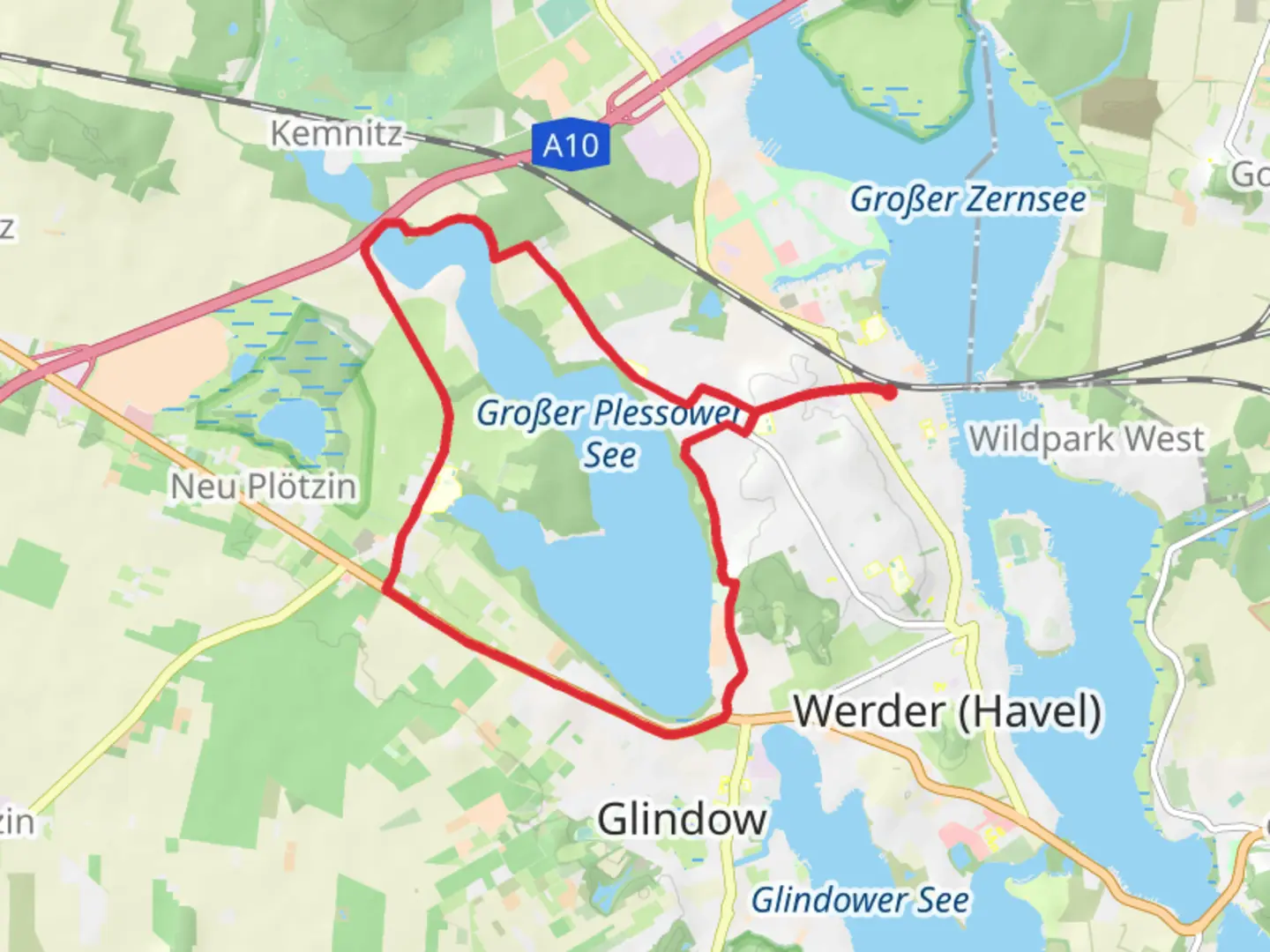 An image depicting the trail Großer Plessower See Loop and its surrounding area.