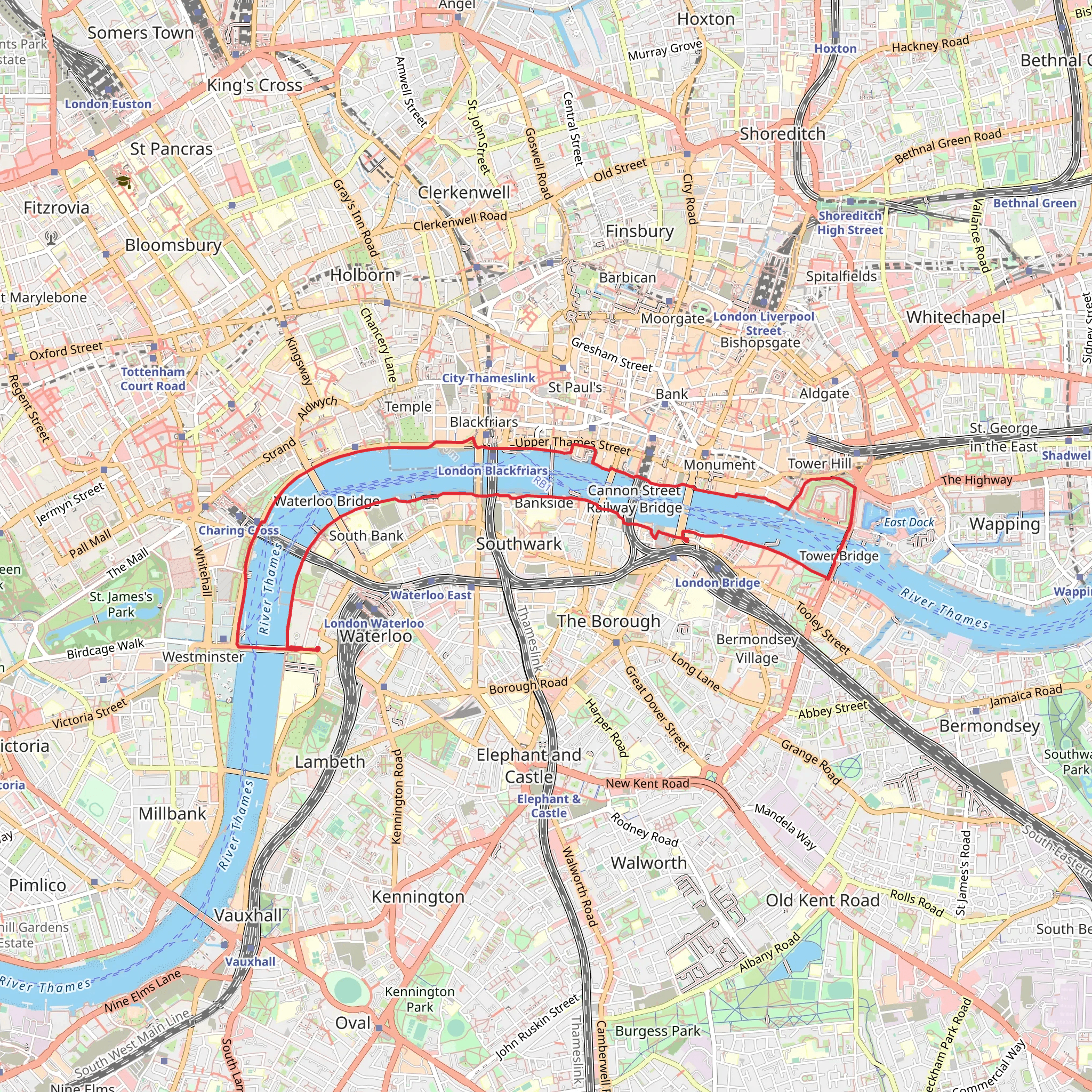 River Thames via The Queen's Walk and Sugar Quay Walk | London | Engla