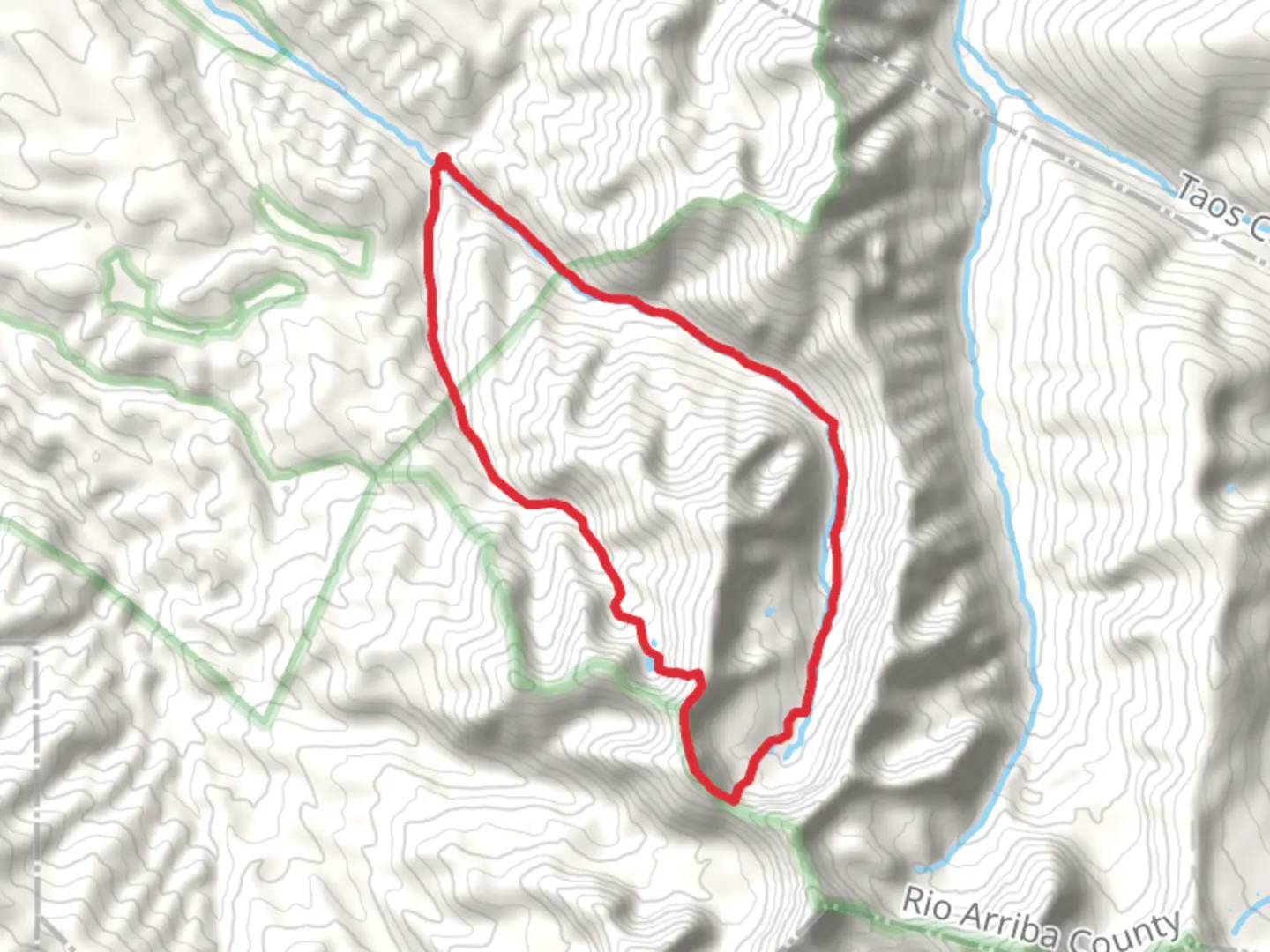 An image depicting the trail Trampas Lakes, Sheepshead Peak and San Leonardo Lakes Loop Trail and its surrounding area.