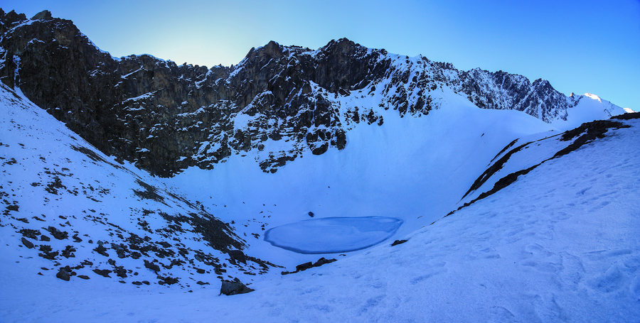 Roopkund Lake via Bedni Kund