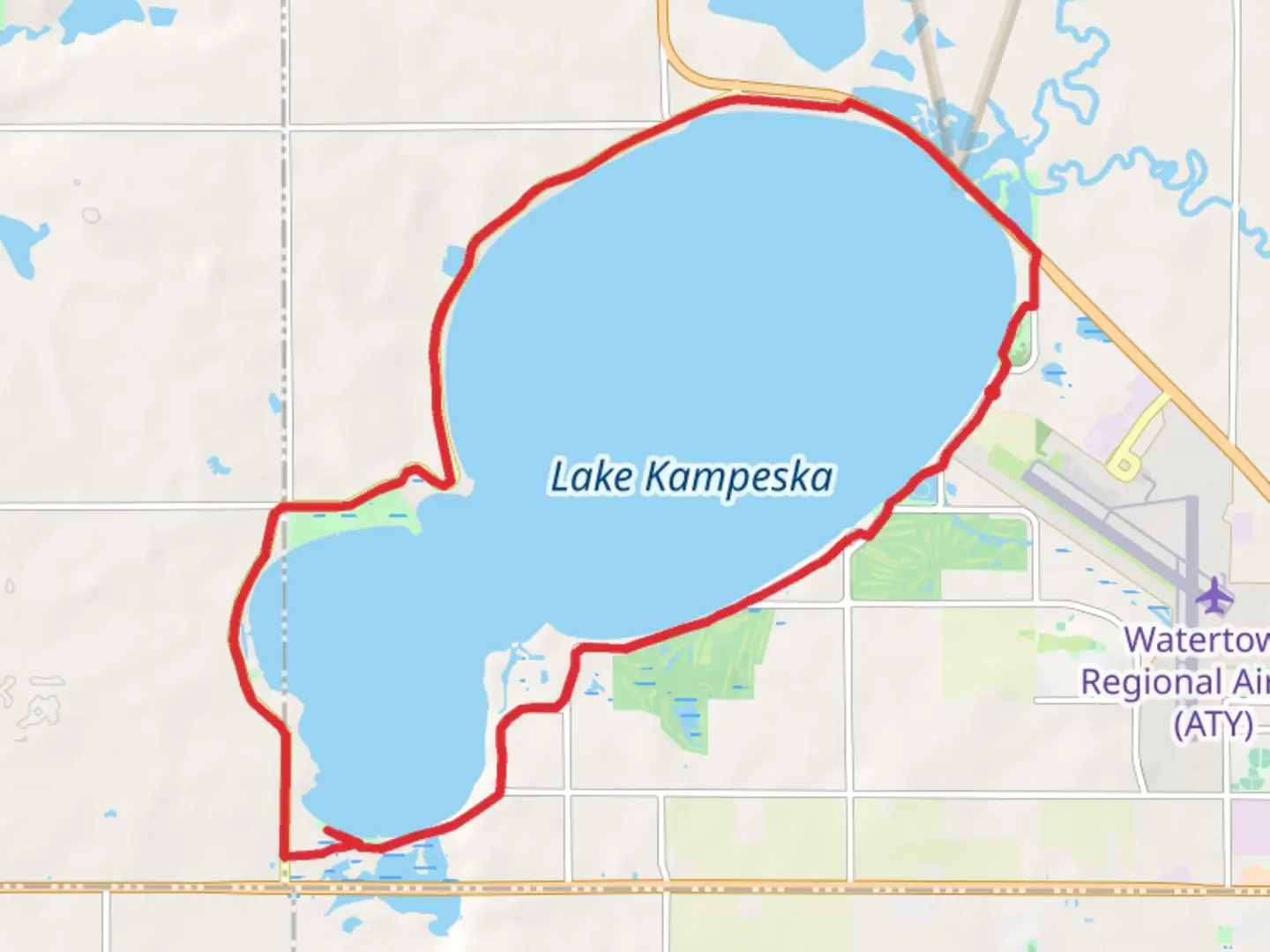 An image depicting the trail Lake Kampeska Loop and its surrounding area.