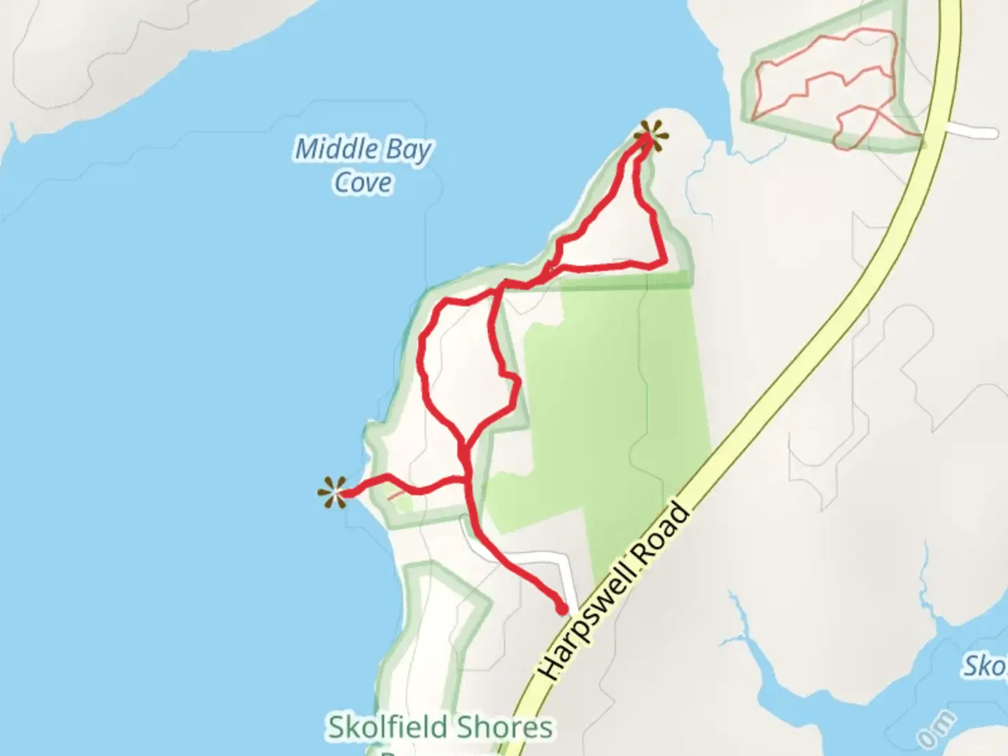 An image depicting the trail Hemlock Loop, Merrucoonegan Loop and Shore Path Trail and its surrounding area.
