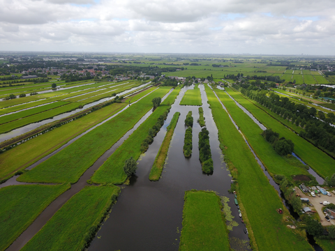 Nellesteinse Brug and Fort aan de Winkel Loop