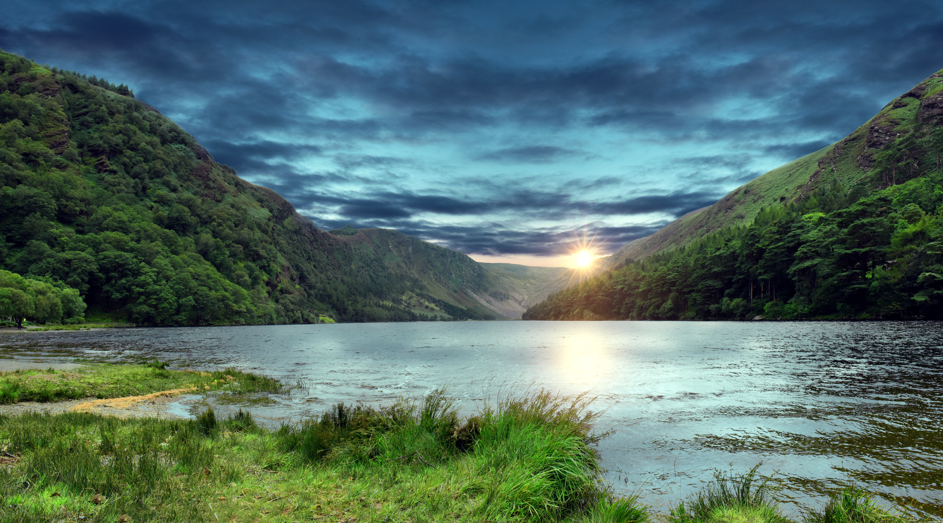 An image depicting the trail Miners Road Walk - Glendalough and its surrounding area.