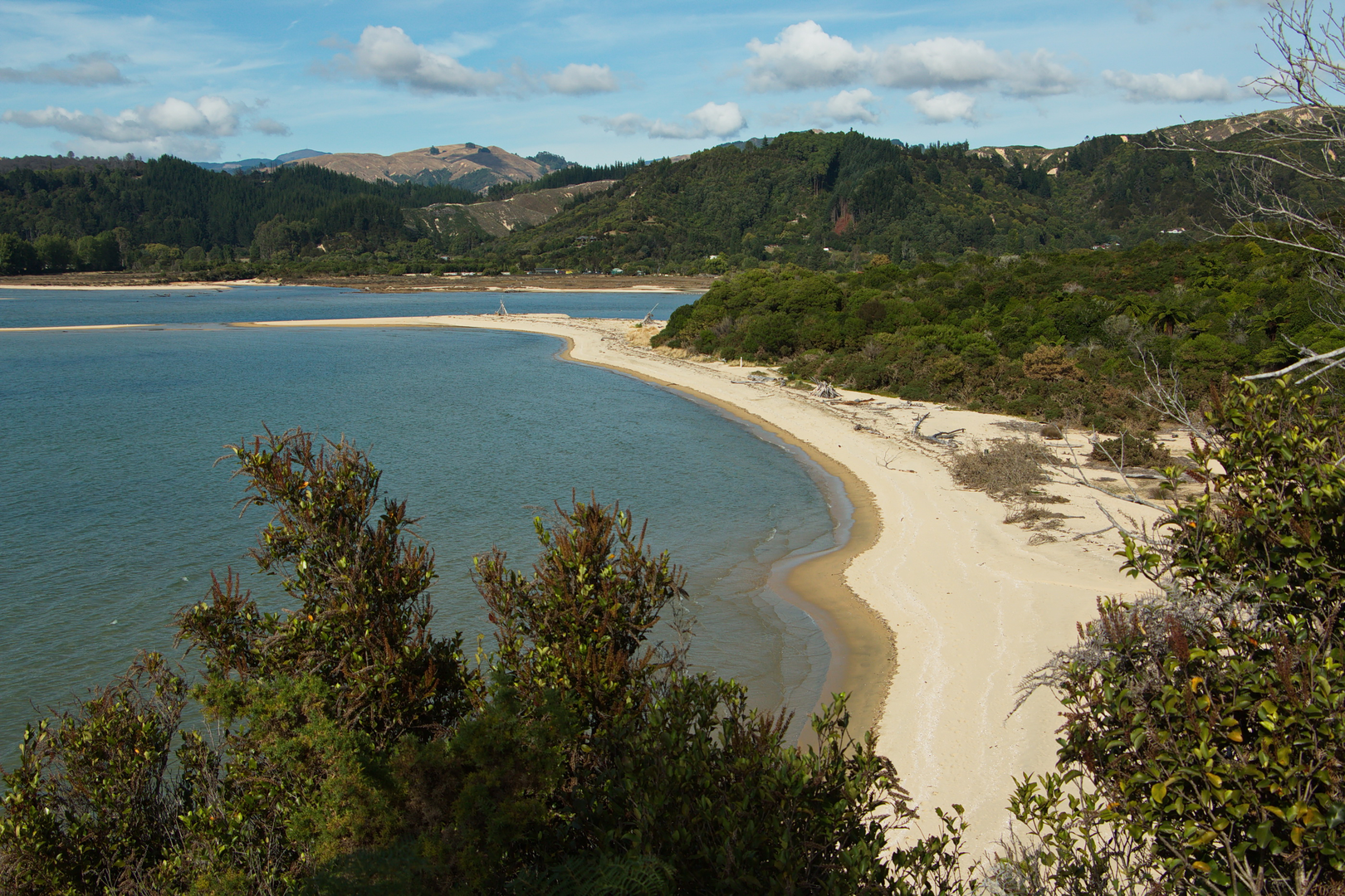 An image depicting the trail Yellow Point via Abel Tasman Coastal Track and its surrounding area.