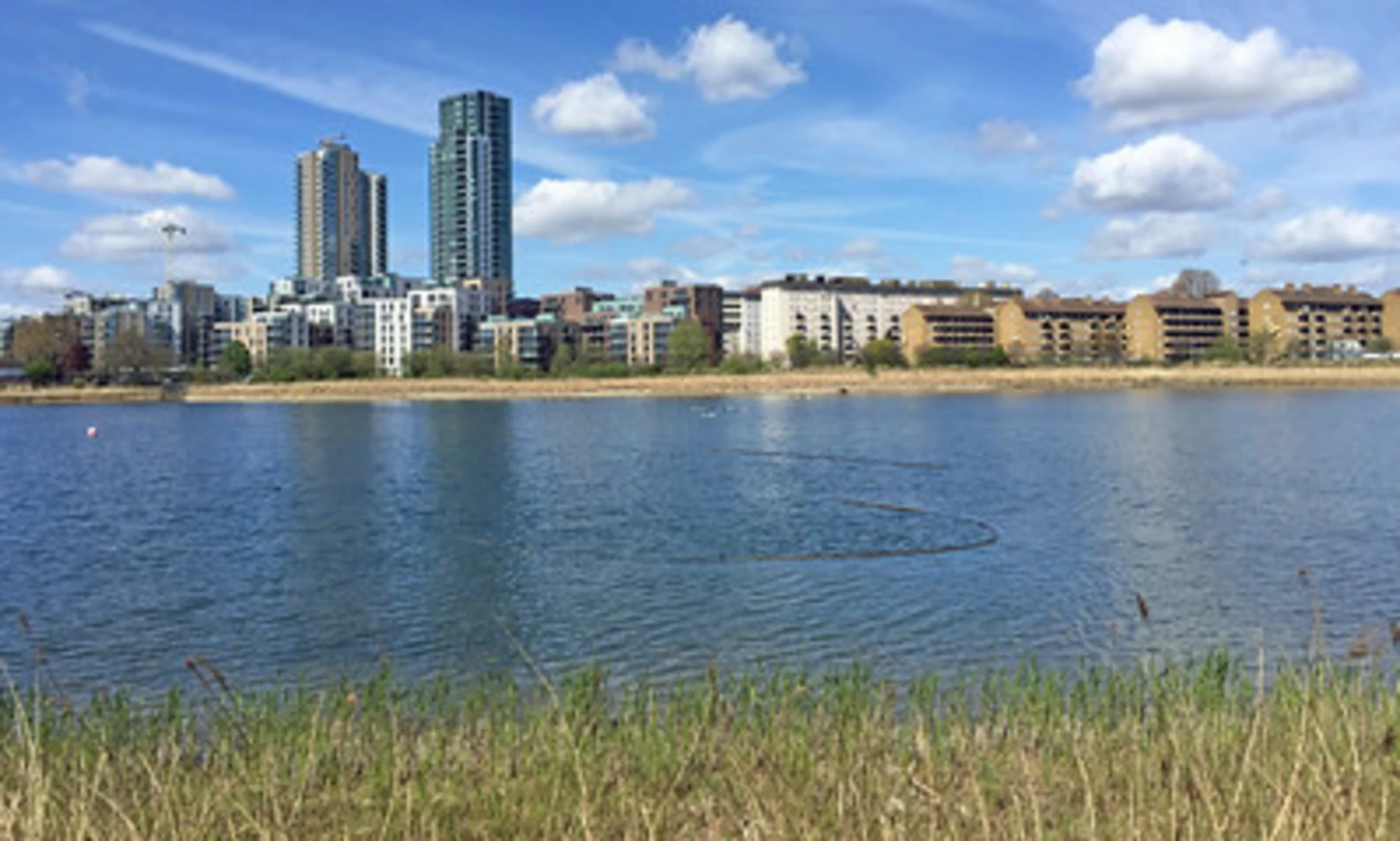 An image depicting the trail Clissold Park, Finsbury Park and West Reservoir via Parkland Walk Local and its surrounding area.