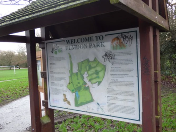 Elmdon Park Lake Loop