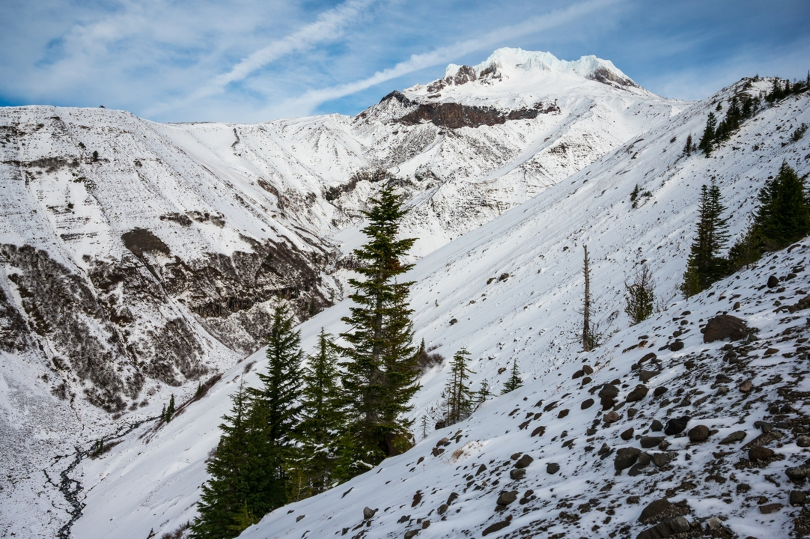 An image depicting the trail Zigzag Mountain Trail and its surrounding area.