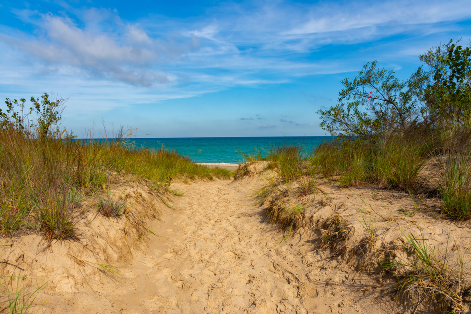 An image depicting the trail Calumet Trail and its surrounding area.