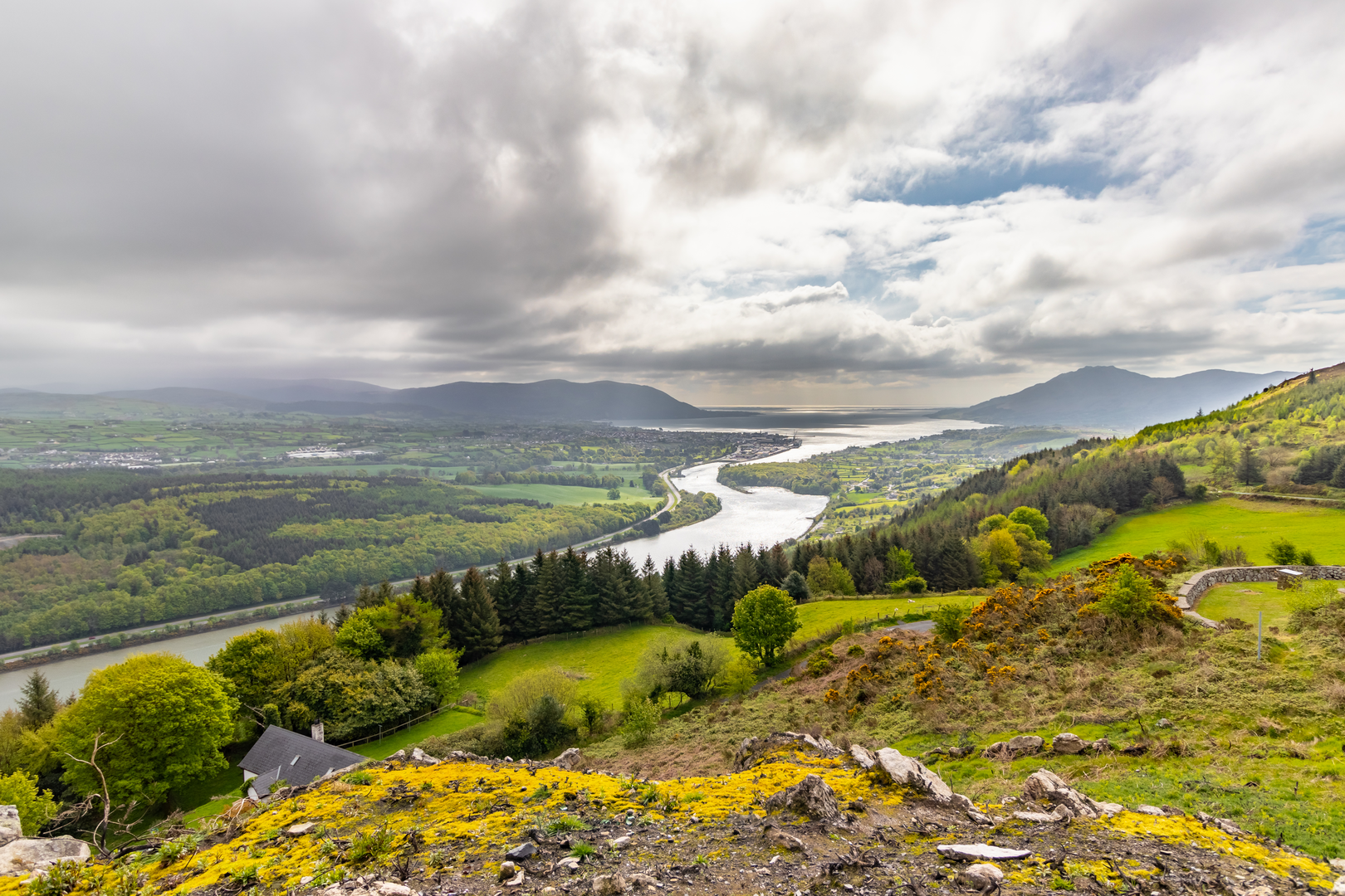An image depicting the trail Garinish Loop - Beara and its surrounding area.