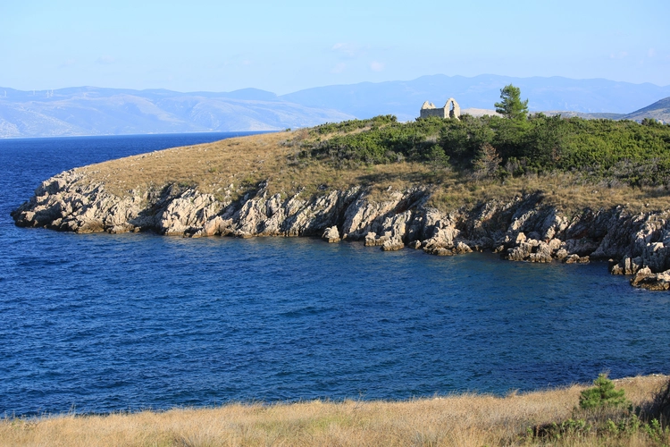 Krk, Lakmartin and view of Mihovilov Loop