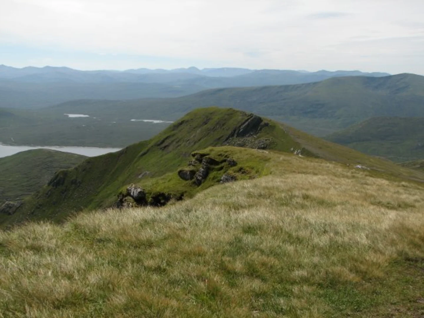 An image depicting the trail Sgùrr nan Each and its surrounding area.