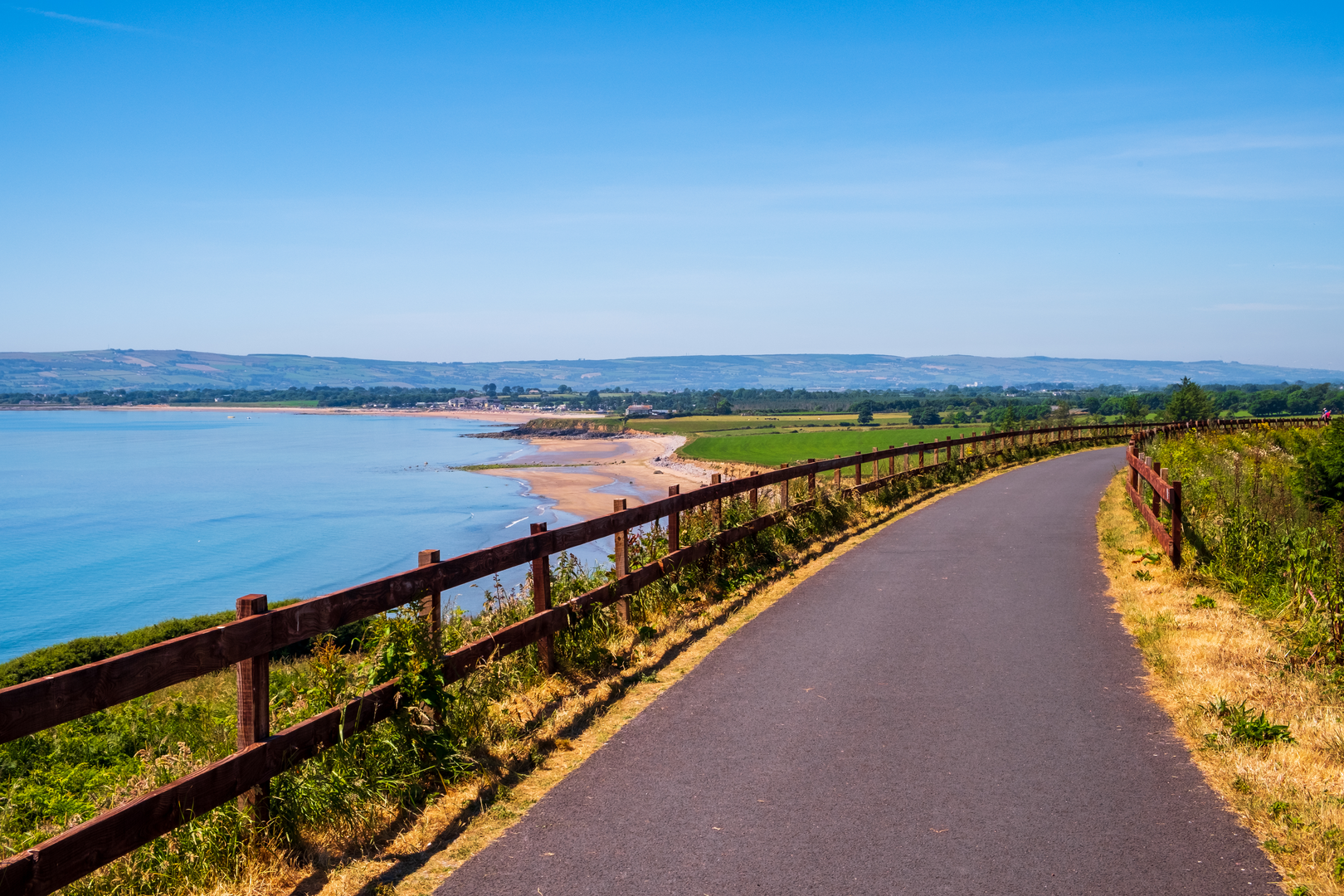 An image depicting the trail Waterford Greenway and its surrounding area.