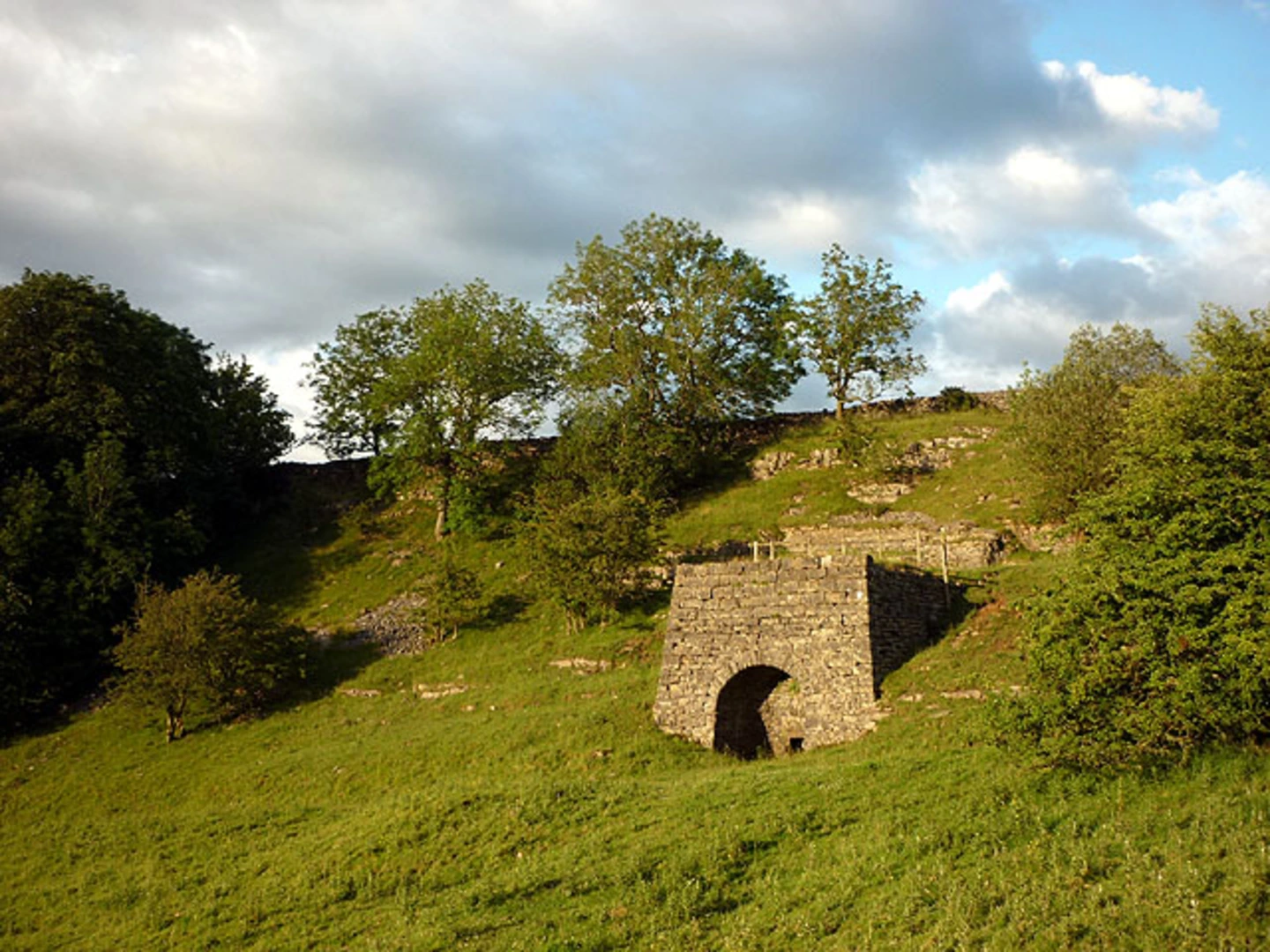 An image depicting the trail Cunswick Fell Walk and its surrounding area.