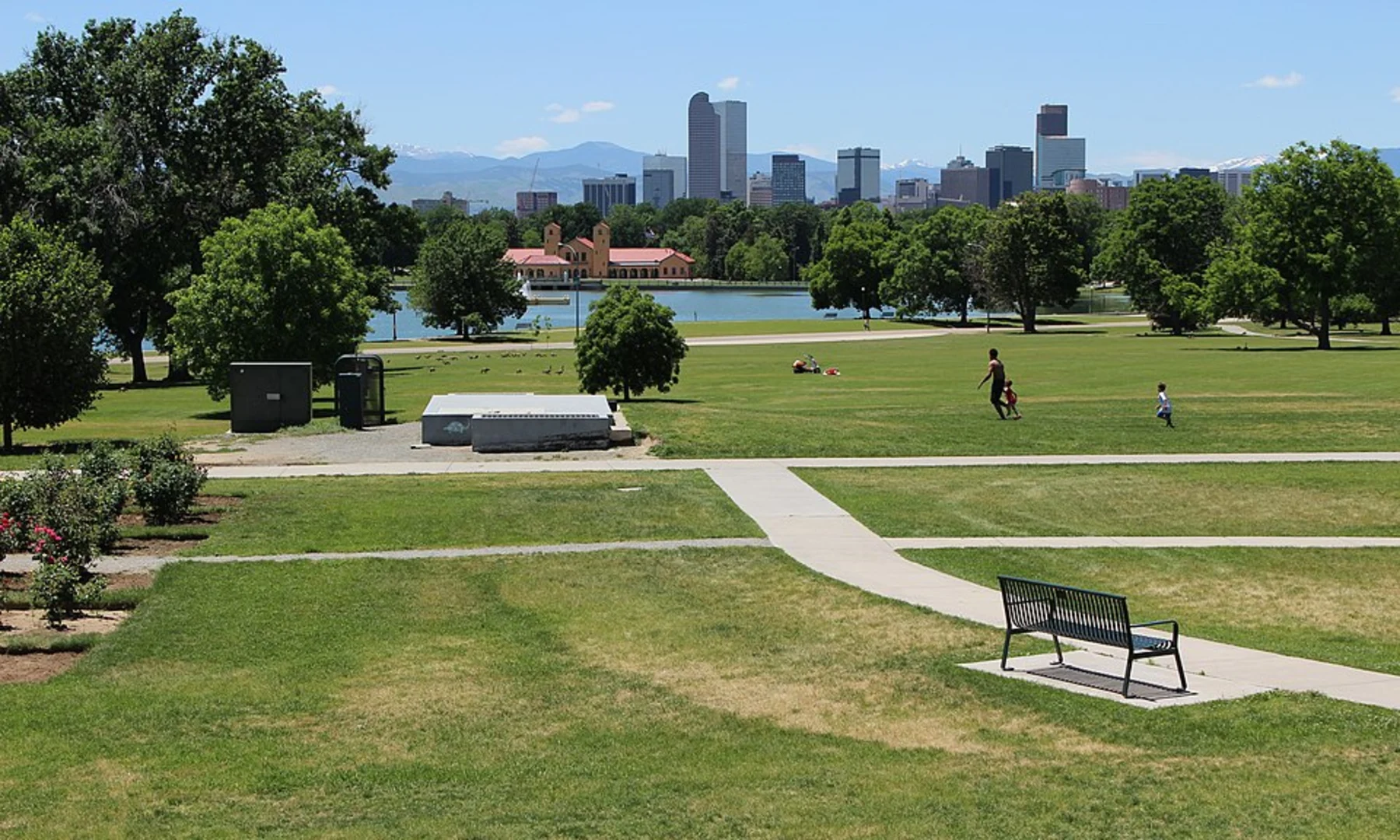 An image depicting the trail Ferril Lake - City Park Loop and its surrounding area.