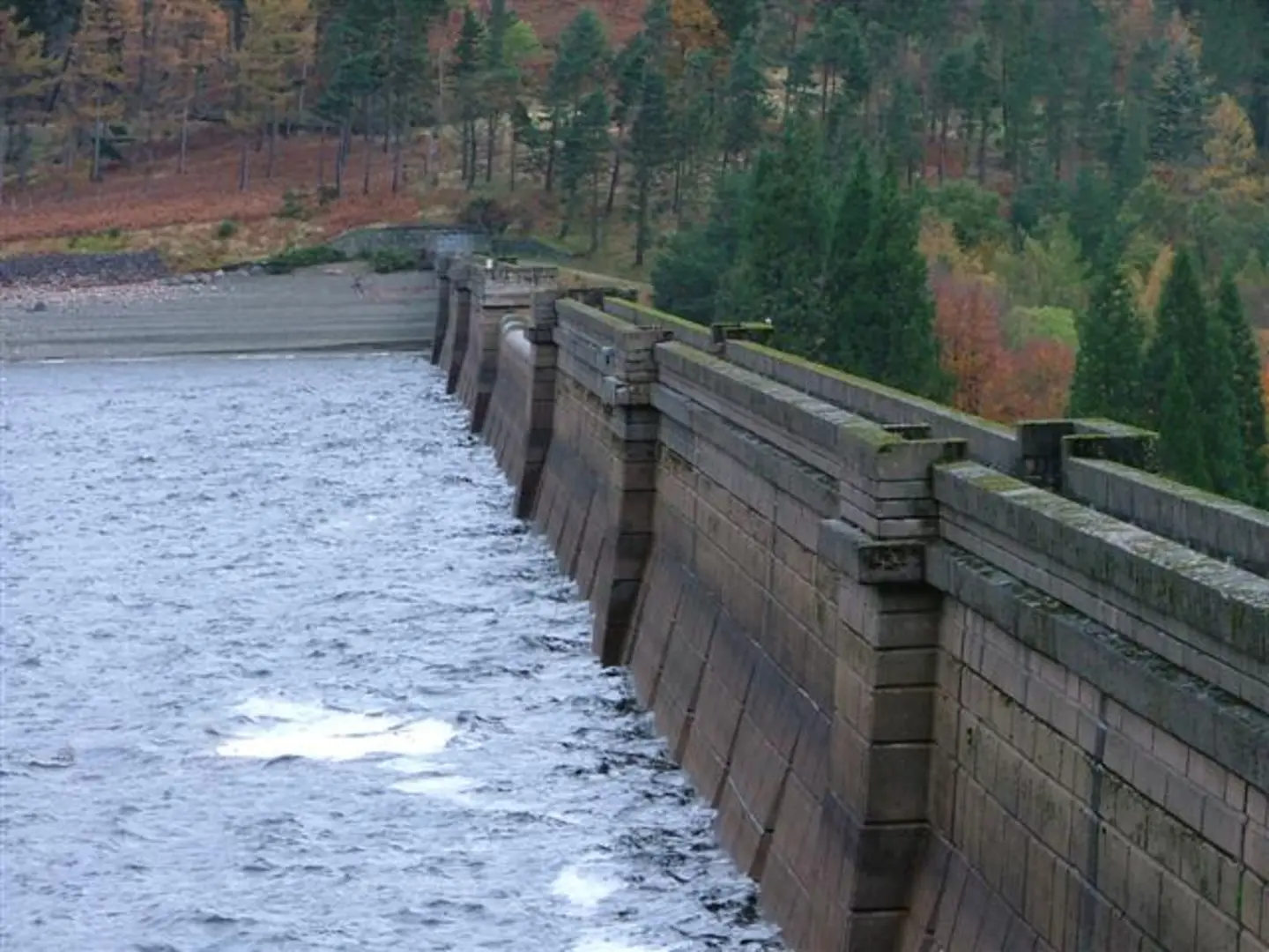 An image depicting the trail High Street, Mardale Ill Bell and Small Water and its surrounding area.