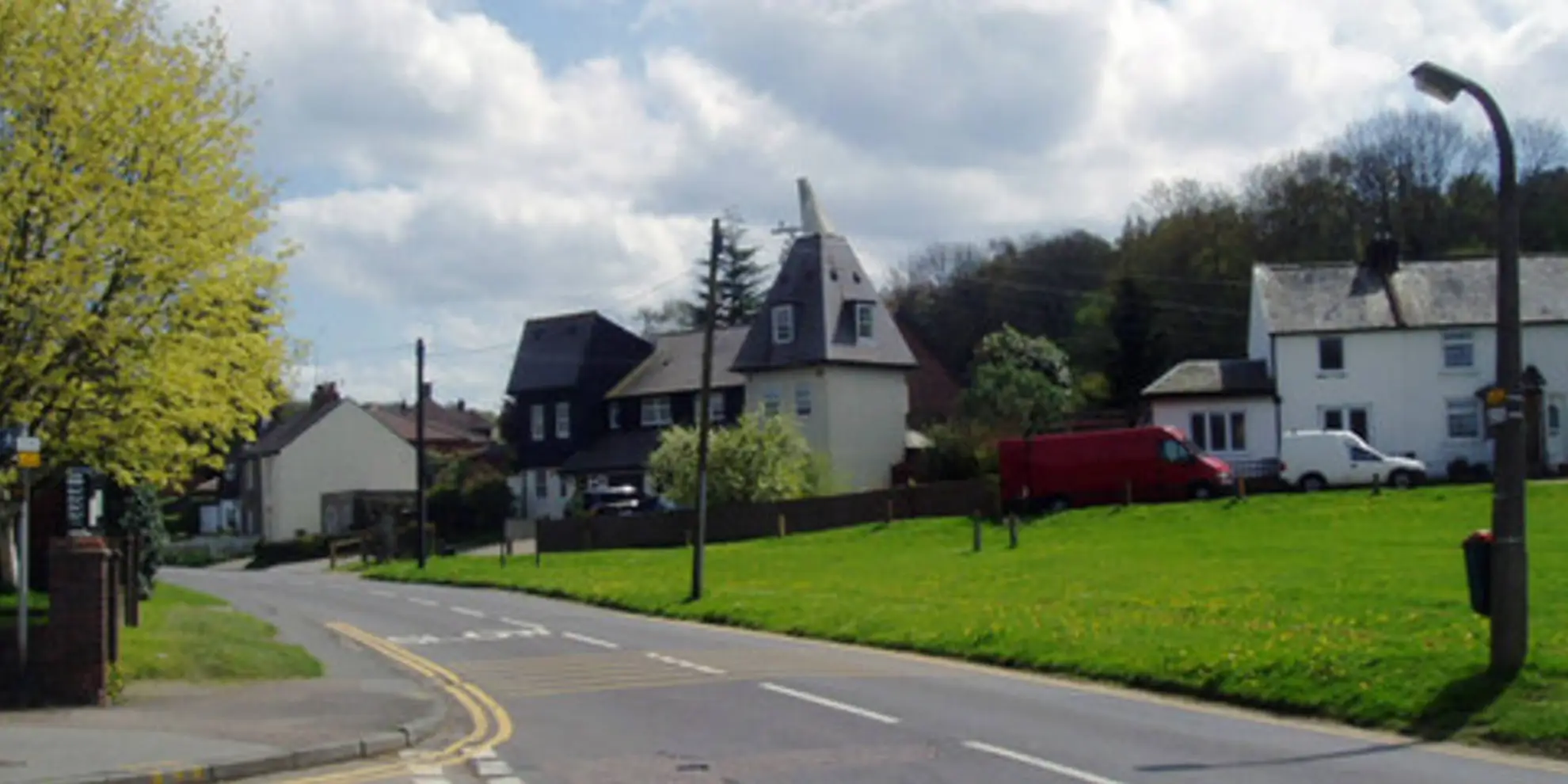 An image depicting the trail Knockholt Walk via Pratt's Bottom - Mace Farm and The Washneys and its surrounding area.