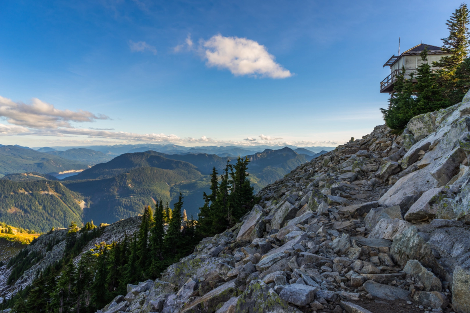 An image depicting the trail Granite Mountain Trail and its surrounding area.