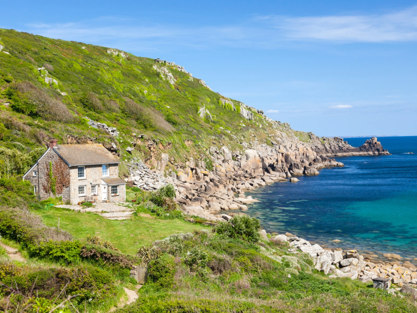 An image depicting the trail Lamorna and St Loy Walk and its surrounding area.