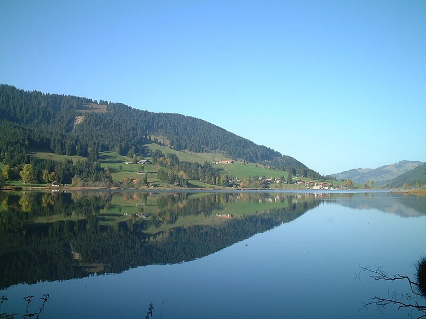 An image depicting the trail Brecca Gorge and its surrounding area.
