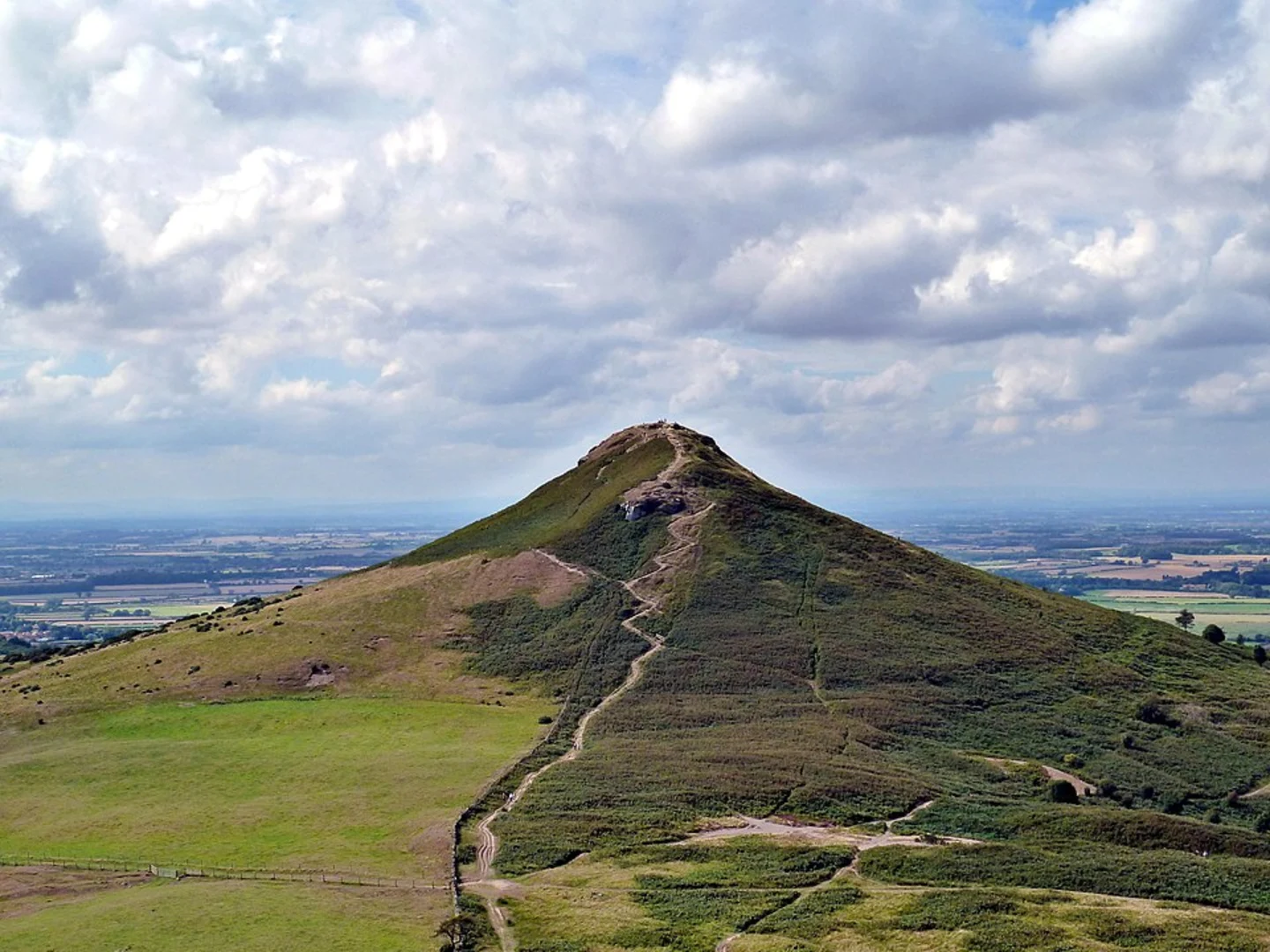 An image depicting the trail Lackenby and Pinchinthorpe Loop and its surrounding area.